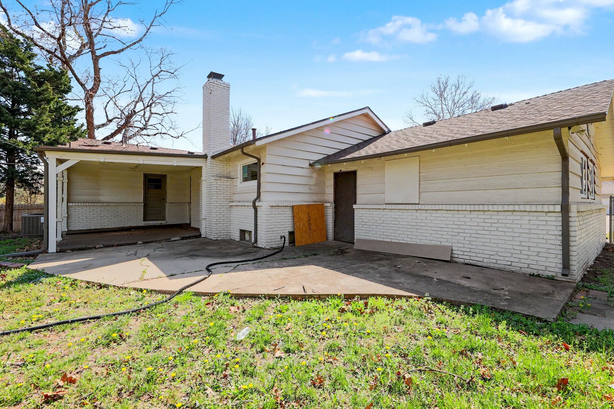 8026 E Morningside Street Wichita KS 67207