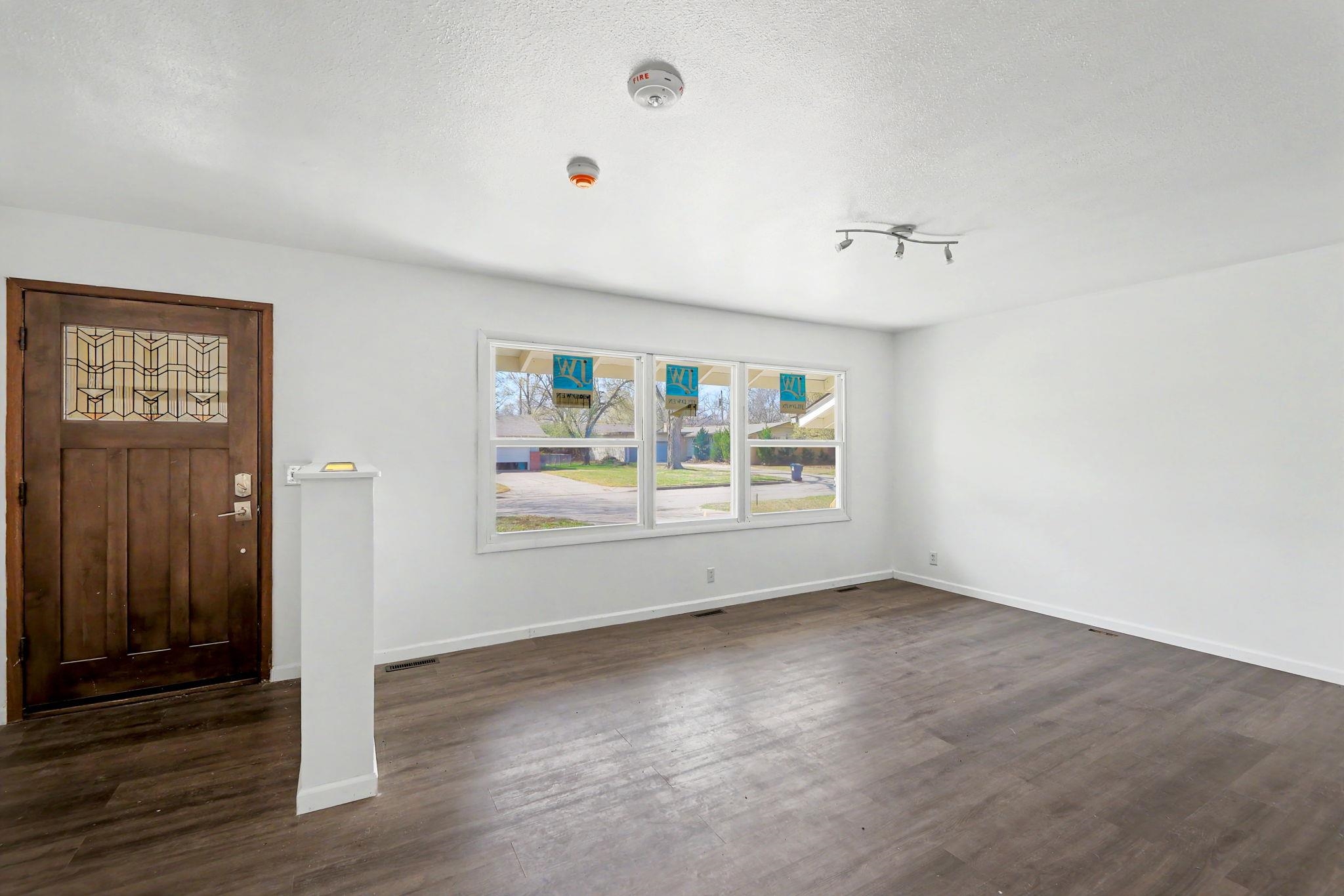 8026 E Morningside Street Wichita KS 67207