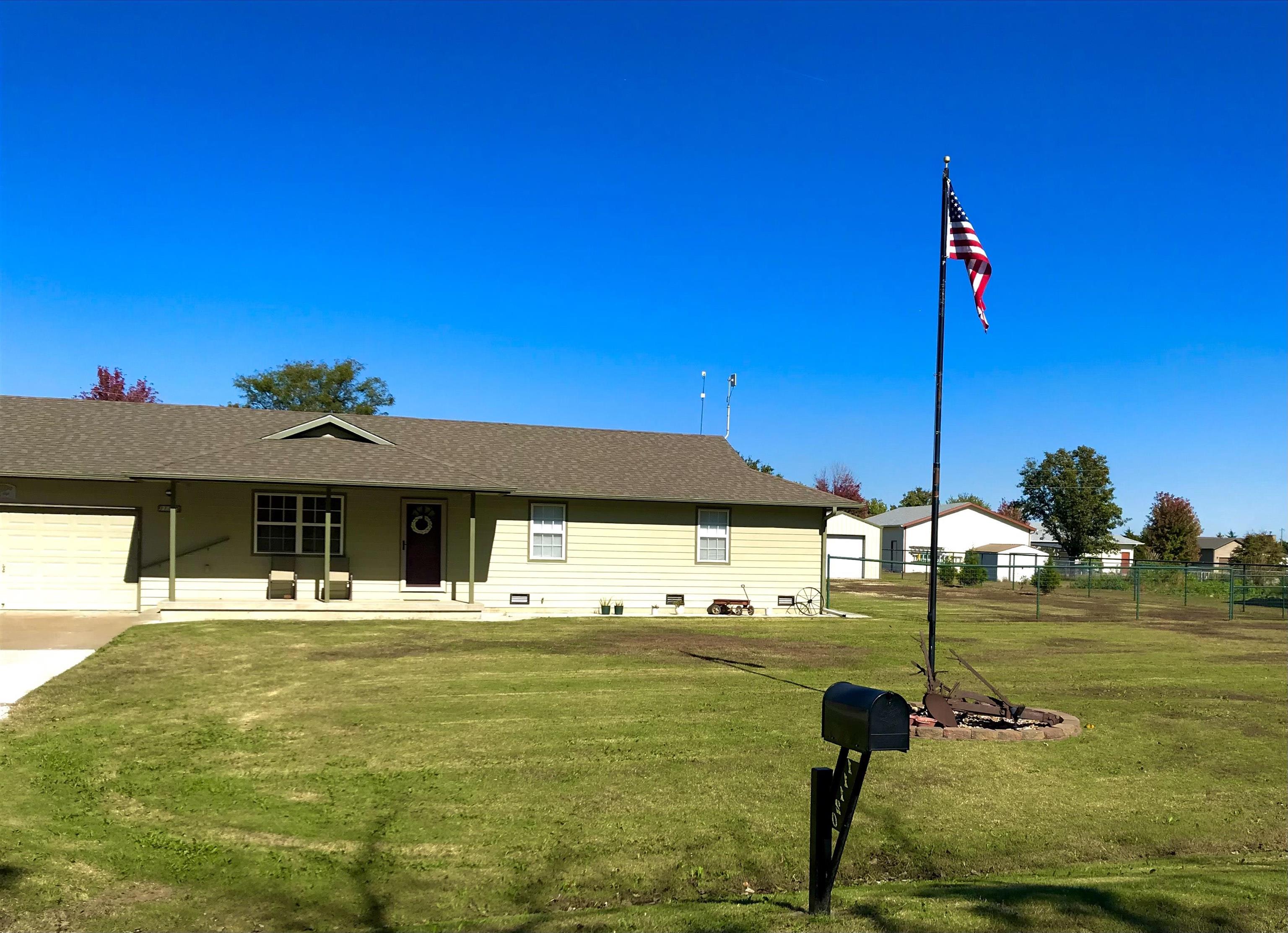 11120 SW 65th Augusta KS 67010