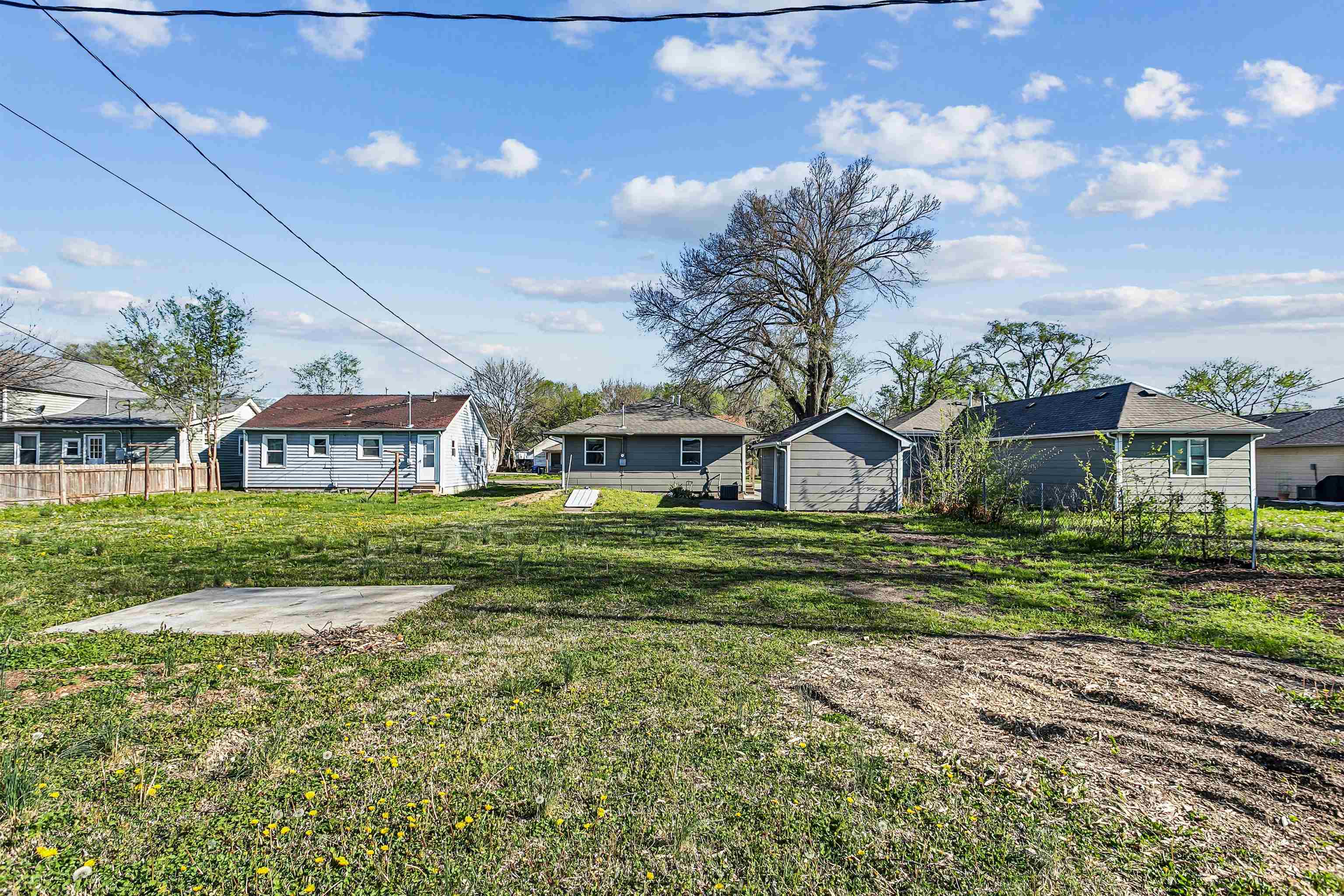 411 E Clark Augusta KS 67010-0000
