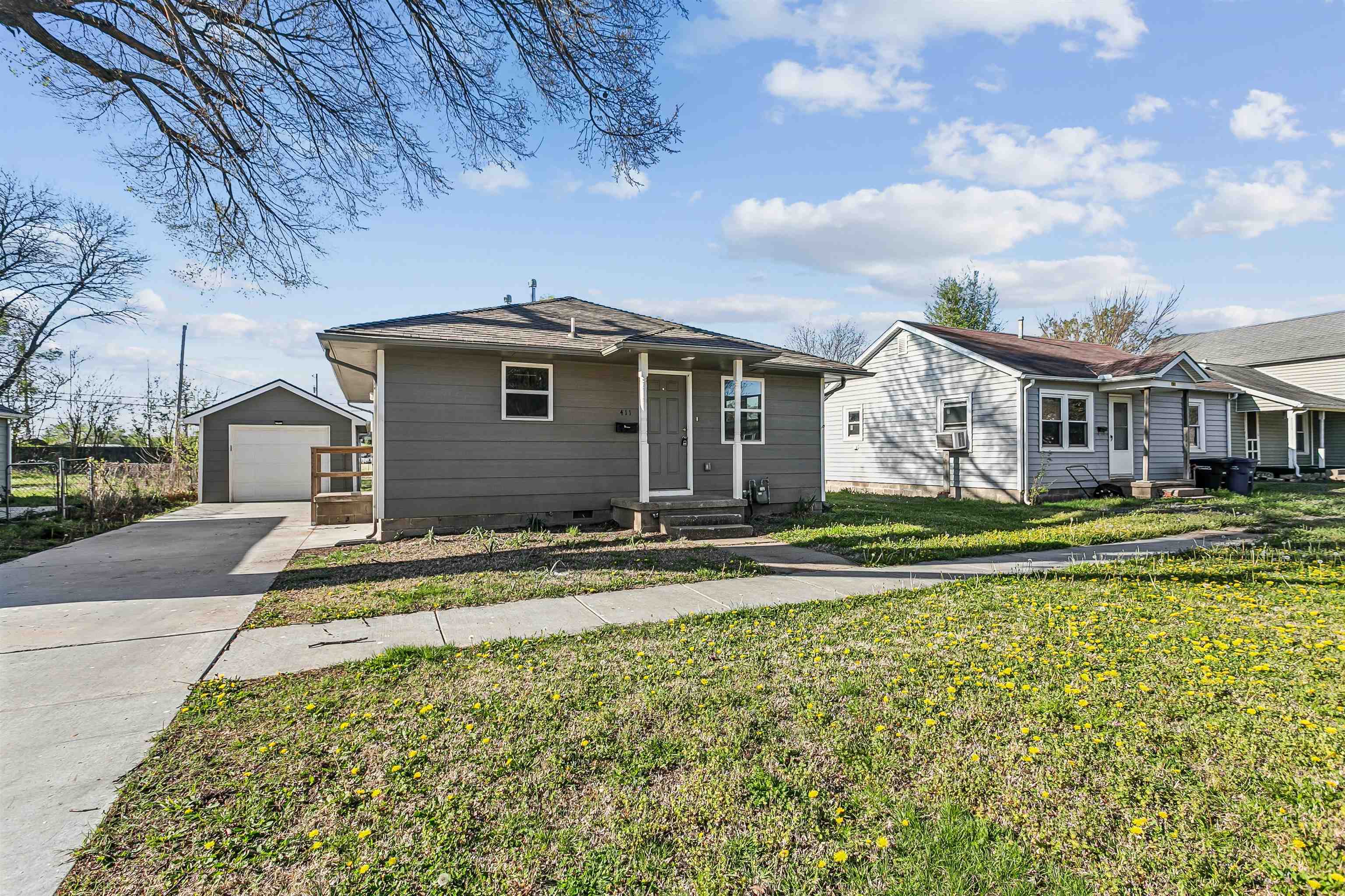 411 E Clark Augusta KS 67010-0000