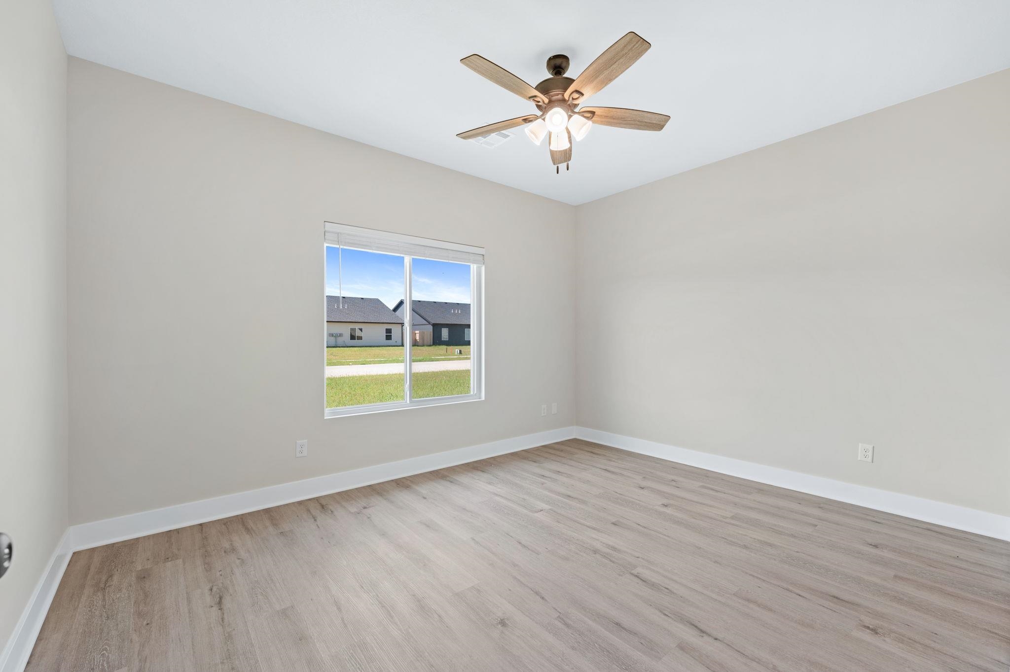 505 E Harper Street Valley Center KS 67147-8955