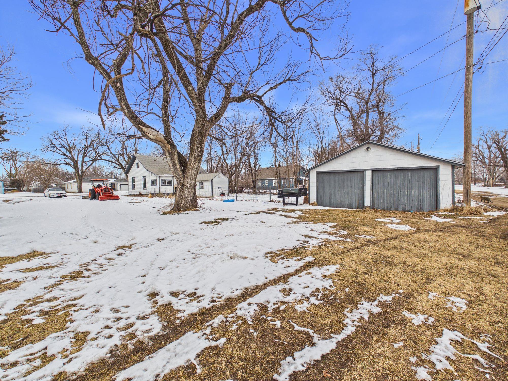 208 S Sedgwick Avenue Burrton KS 67020