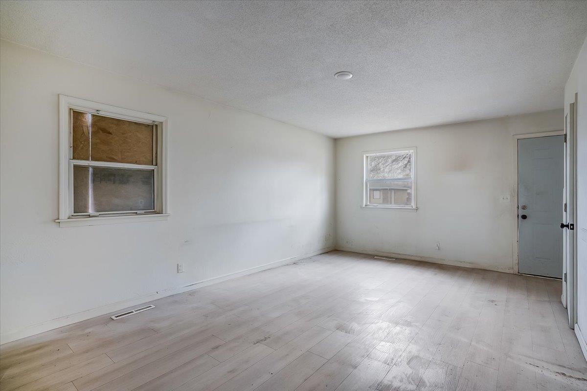 1502 E Catalina Street Wichita KS 67216