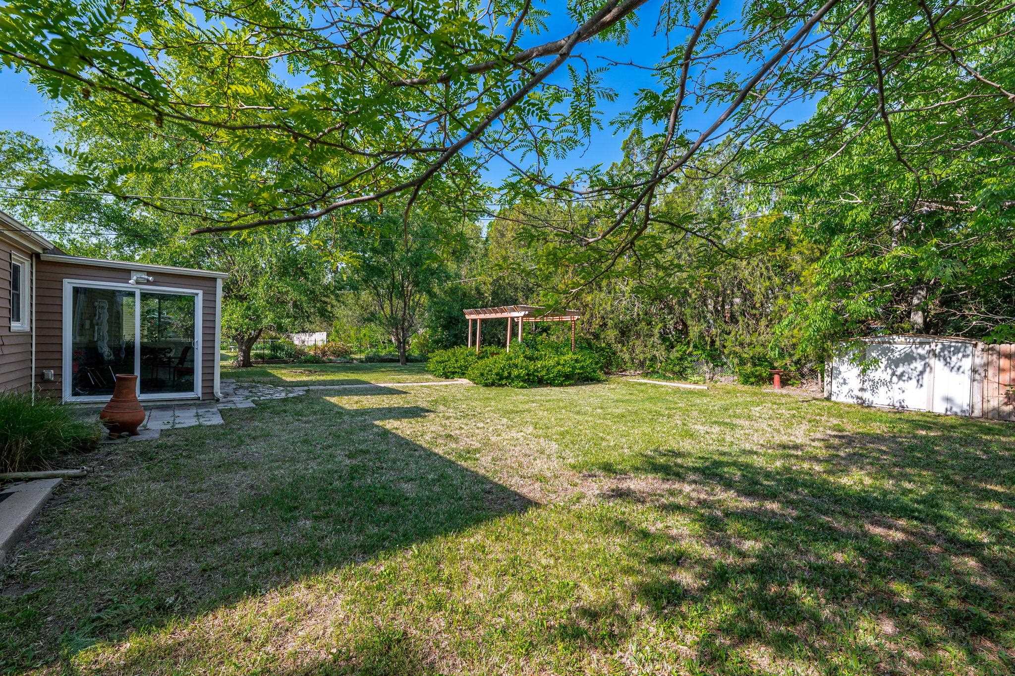 325 N Brookside Wichita KS 67208