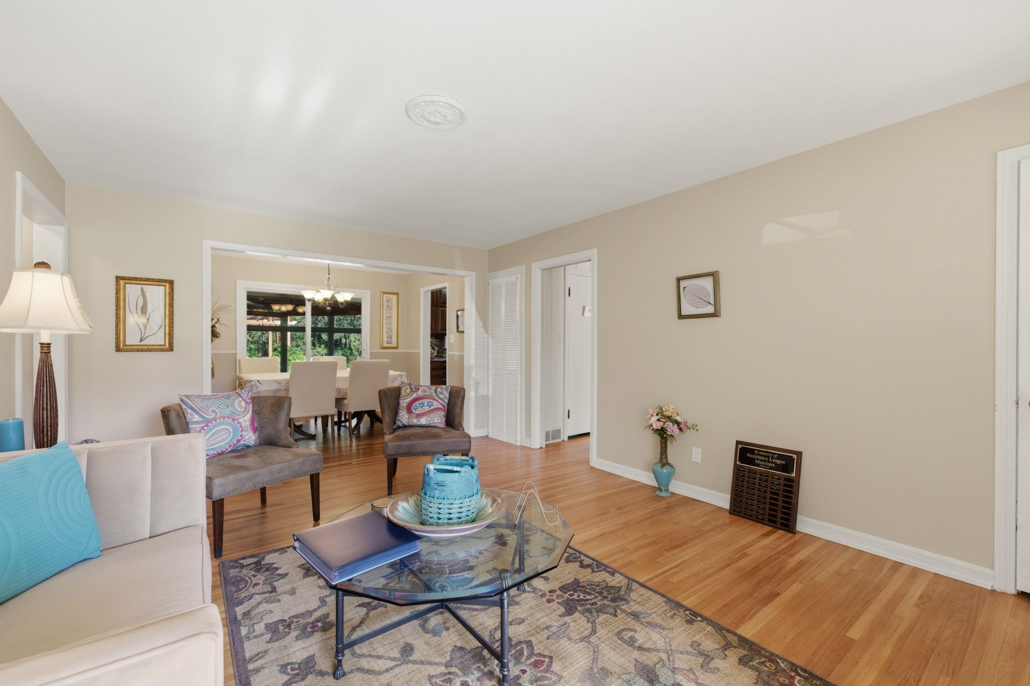 325 N Brookside Wichita KS 67208