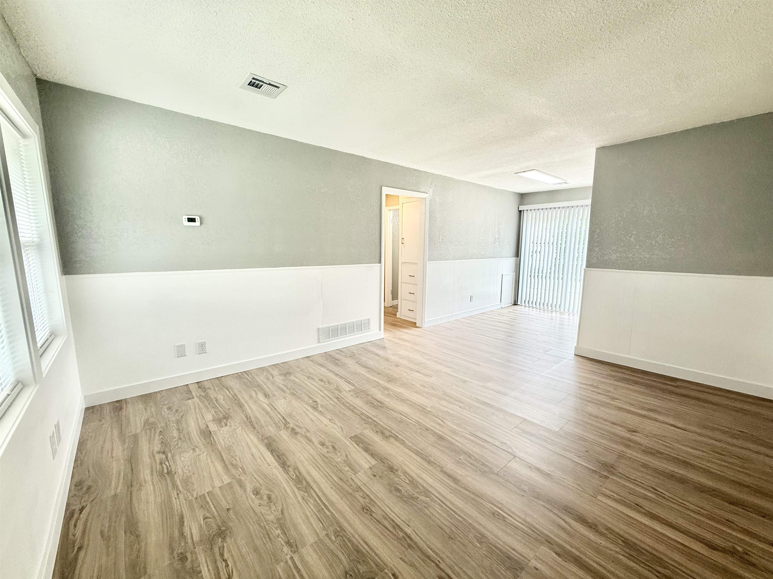 1833 S Ridgewood Drive Wichita KS 67218