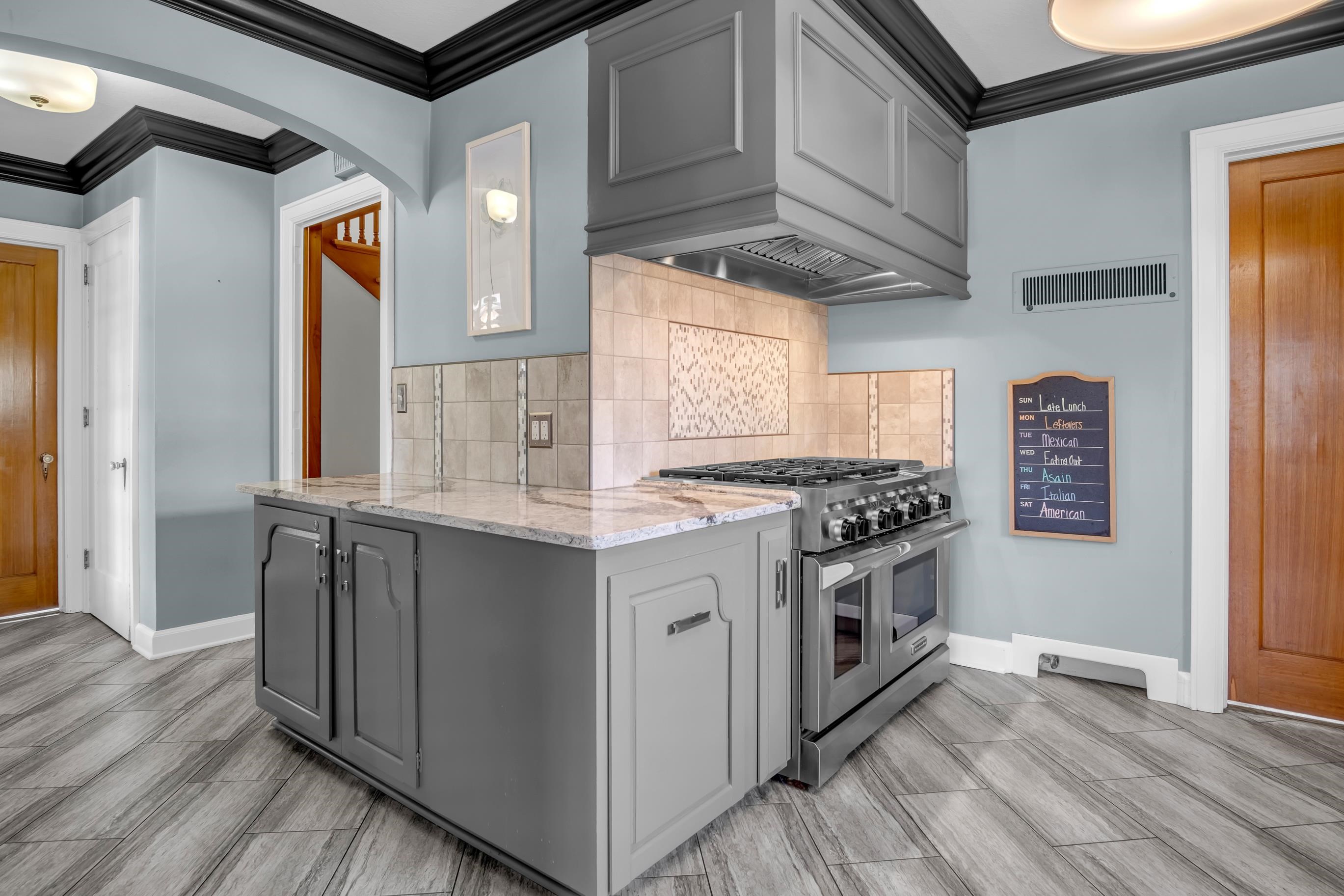 1602 Hillcrest Road Newton KS 67114