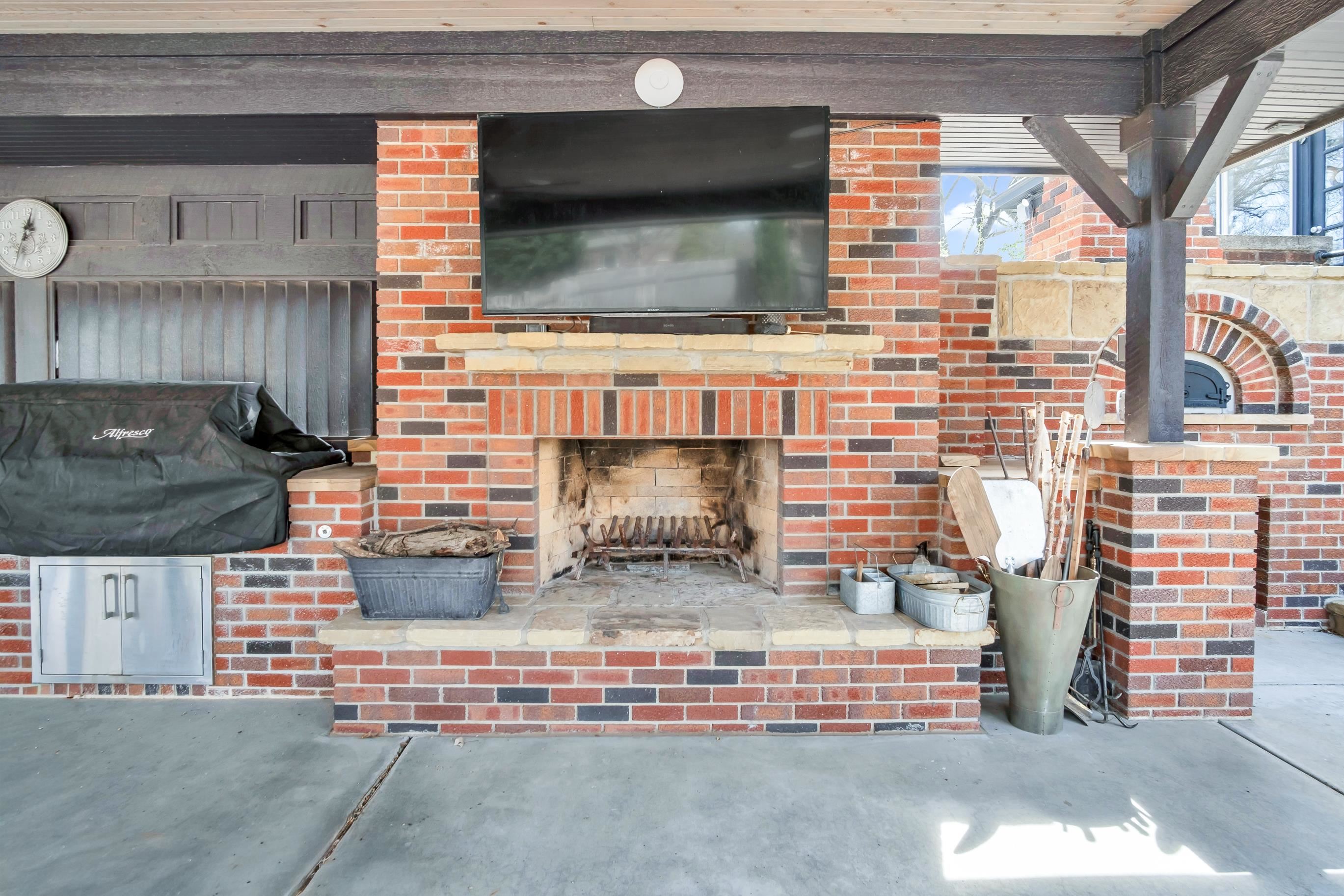 1602 Hillcrest Road Newton KS 67114