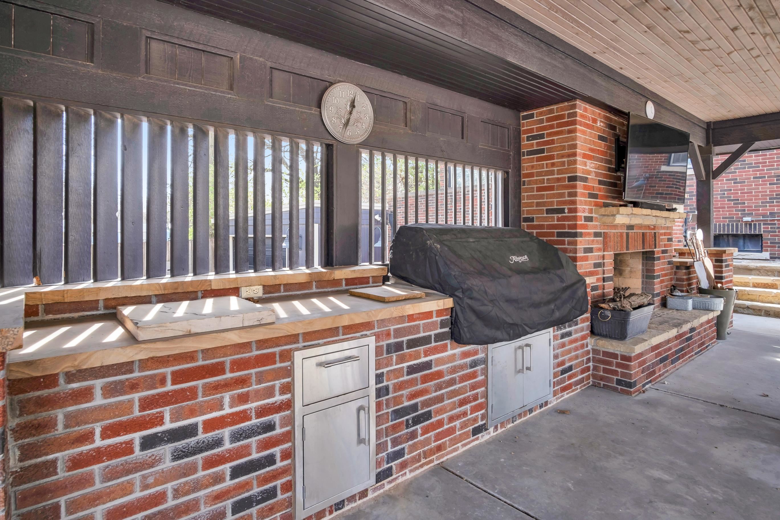 1602 Hillcrest Road Newton KS 67114