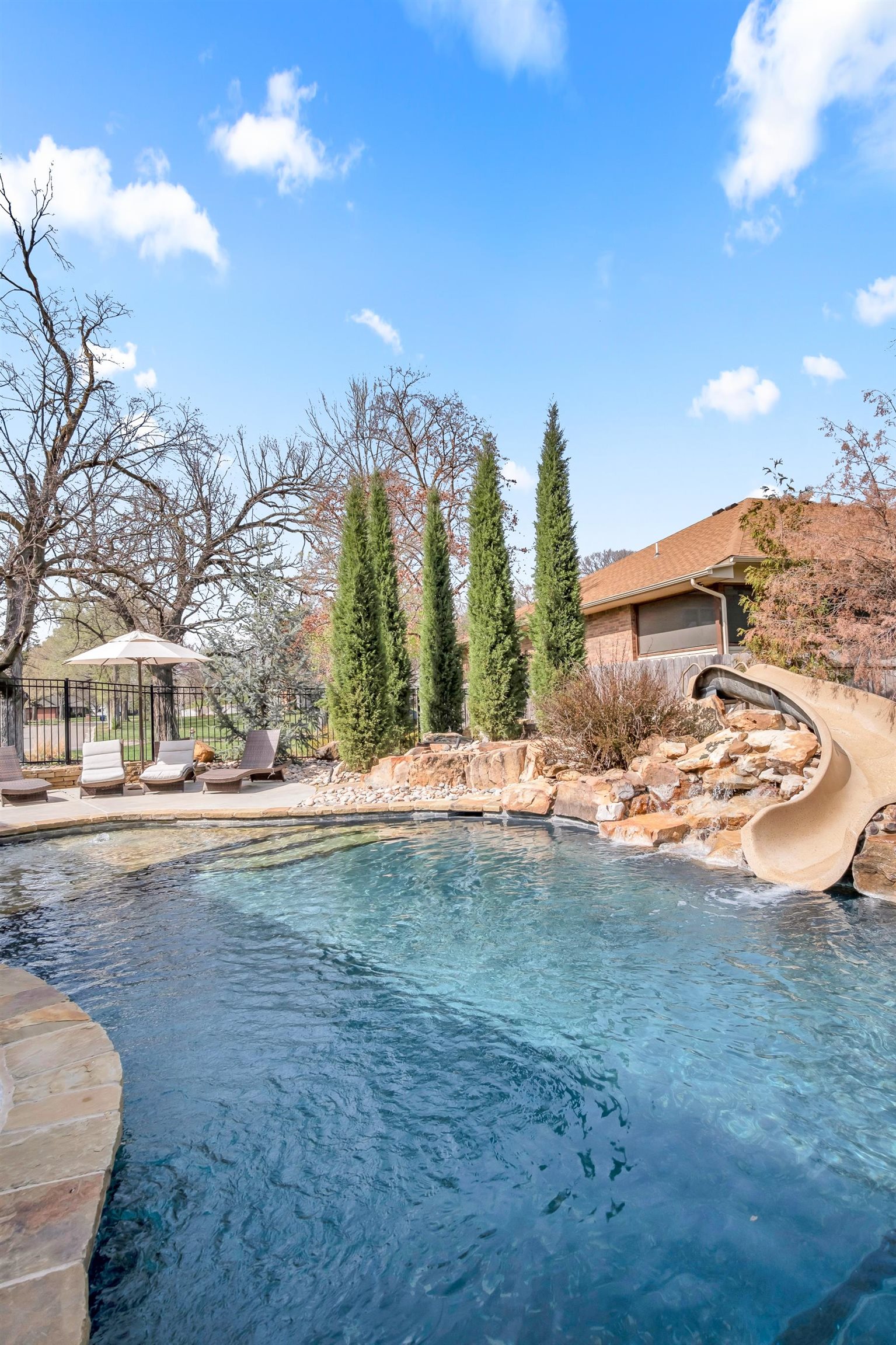 1602 Hillcrest Road Newton KS 67114