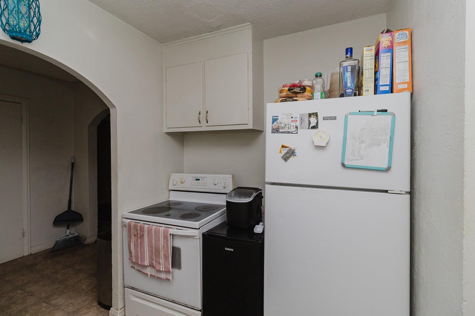 610 N Battin Wichita KS 67208