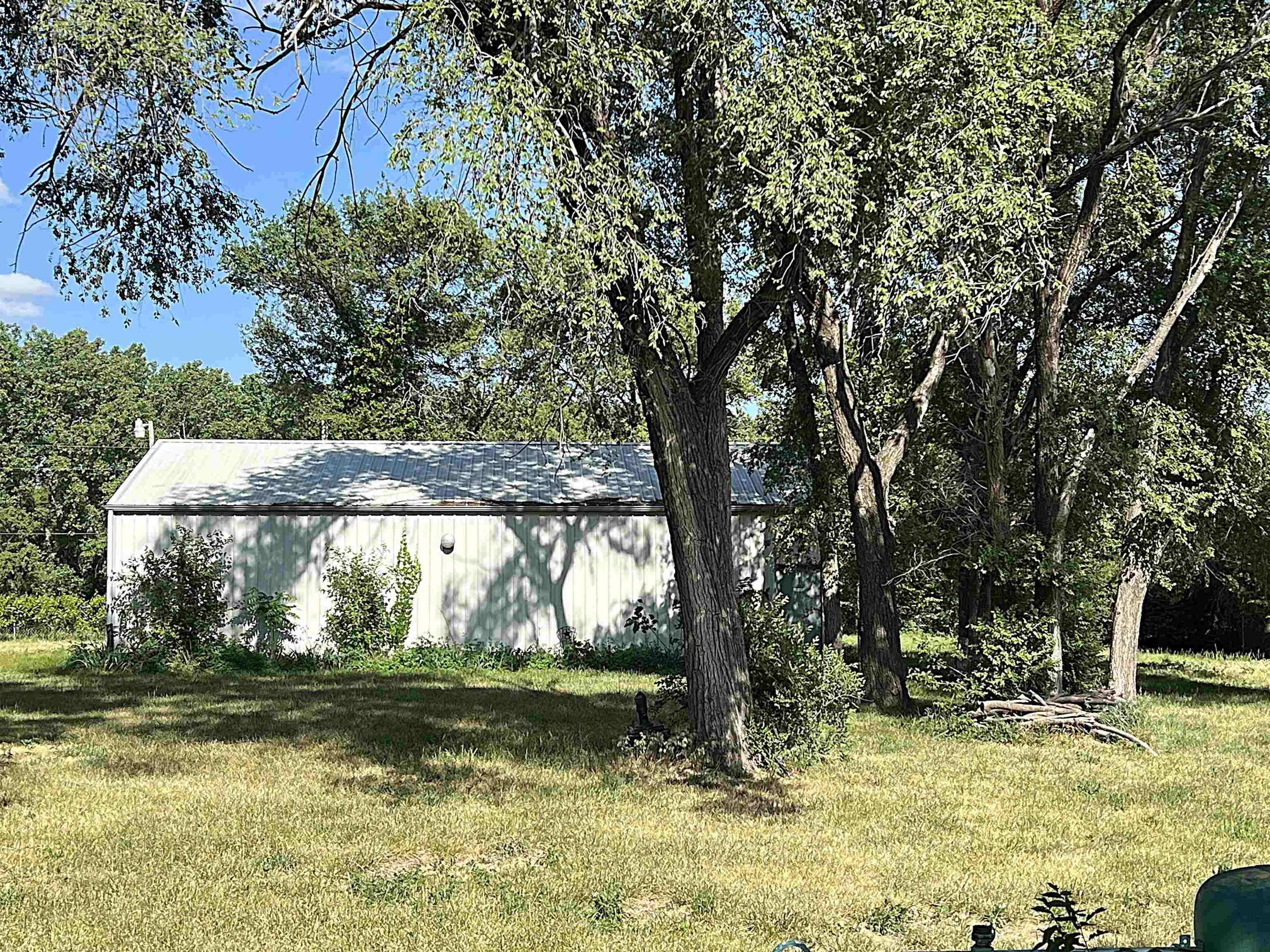 994 E 144th Peck KS 67120