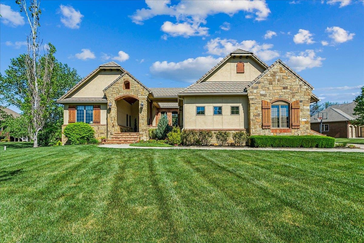 2018 N Crooked Pine Street Wichita KS 67230