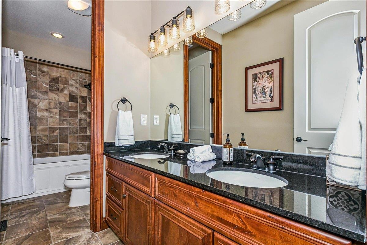 2018 N Crooked Pine Street Wichita KS 67230