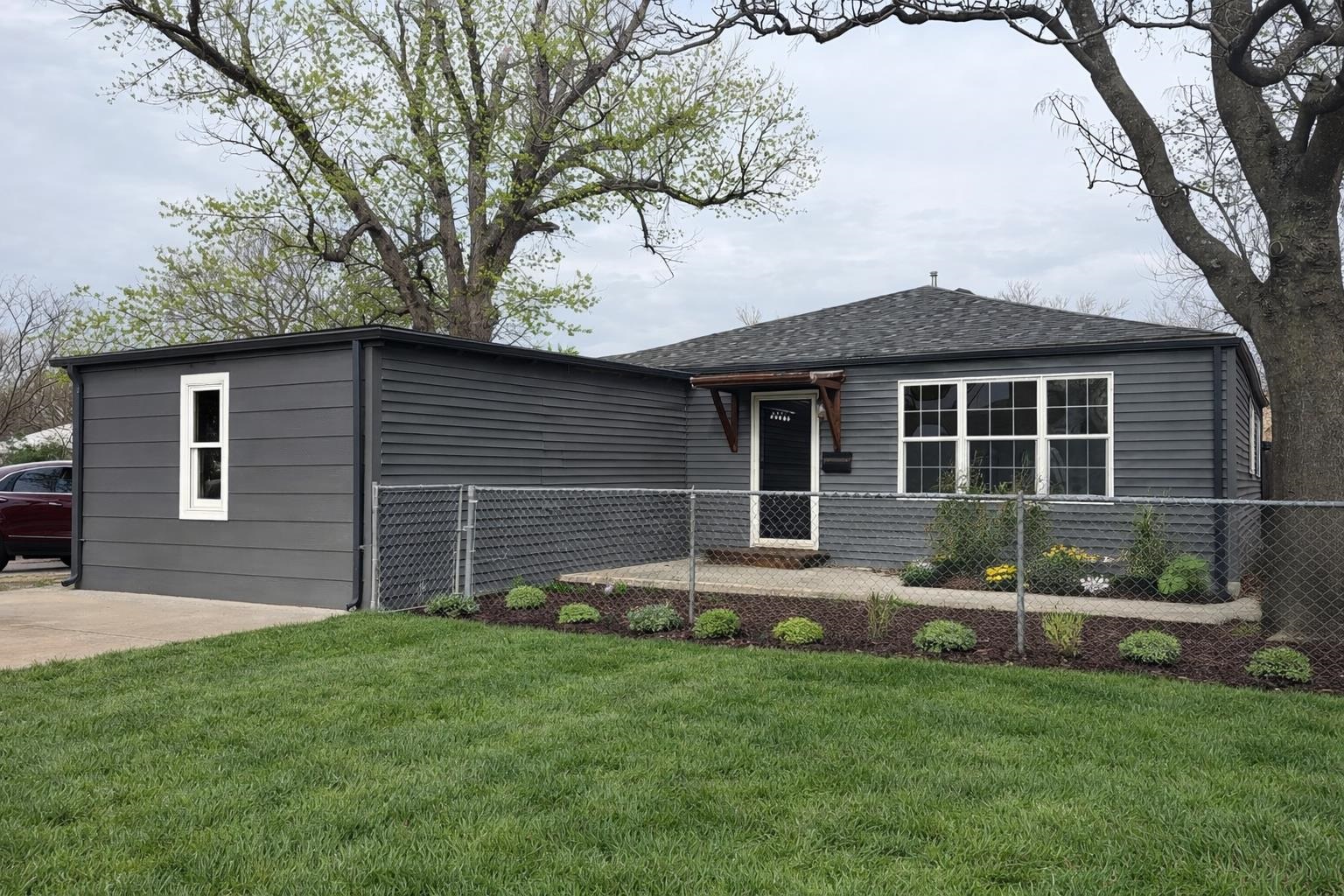 428 N Meridian Avenue Wichita KS 67203
