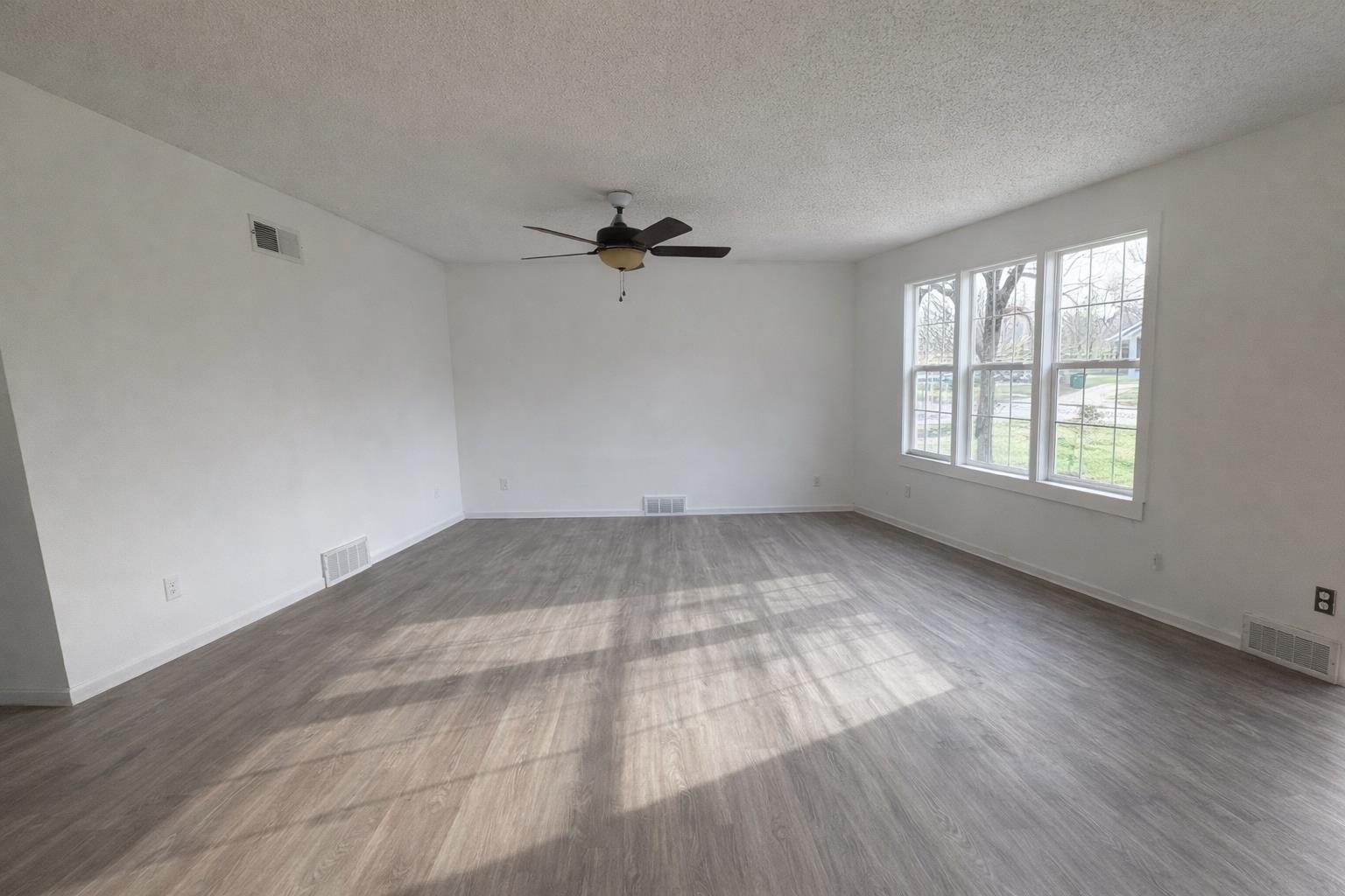 428 N Meridian Avenue Wichita KS 67203