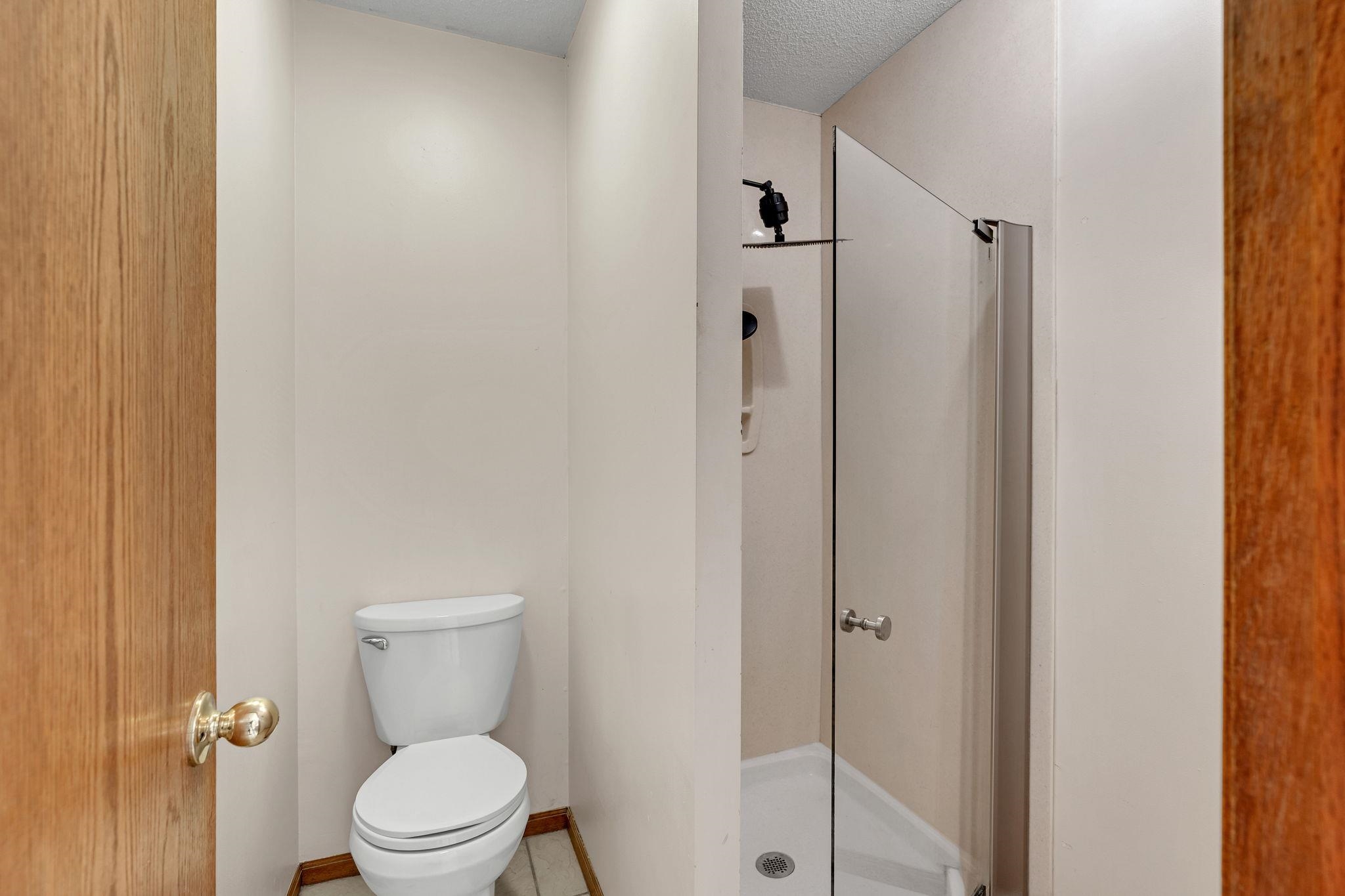 832 E Hawthorne Drive Derby KS 67037