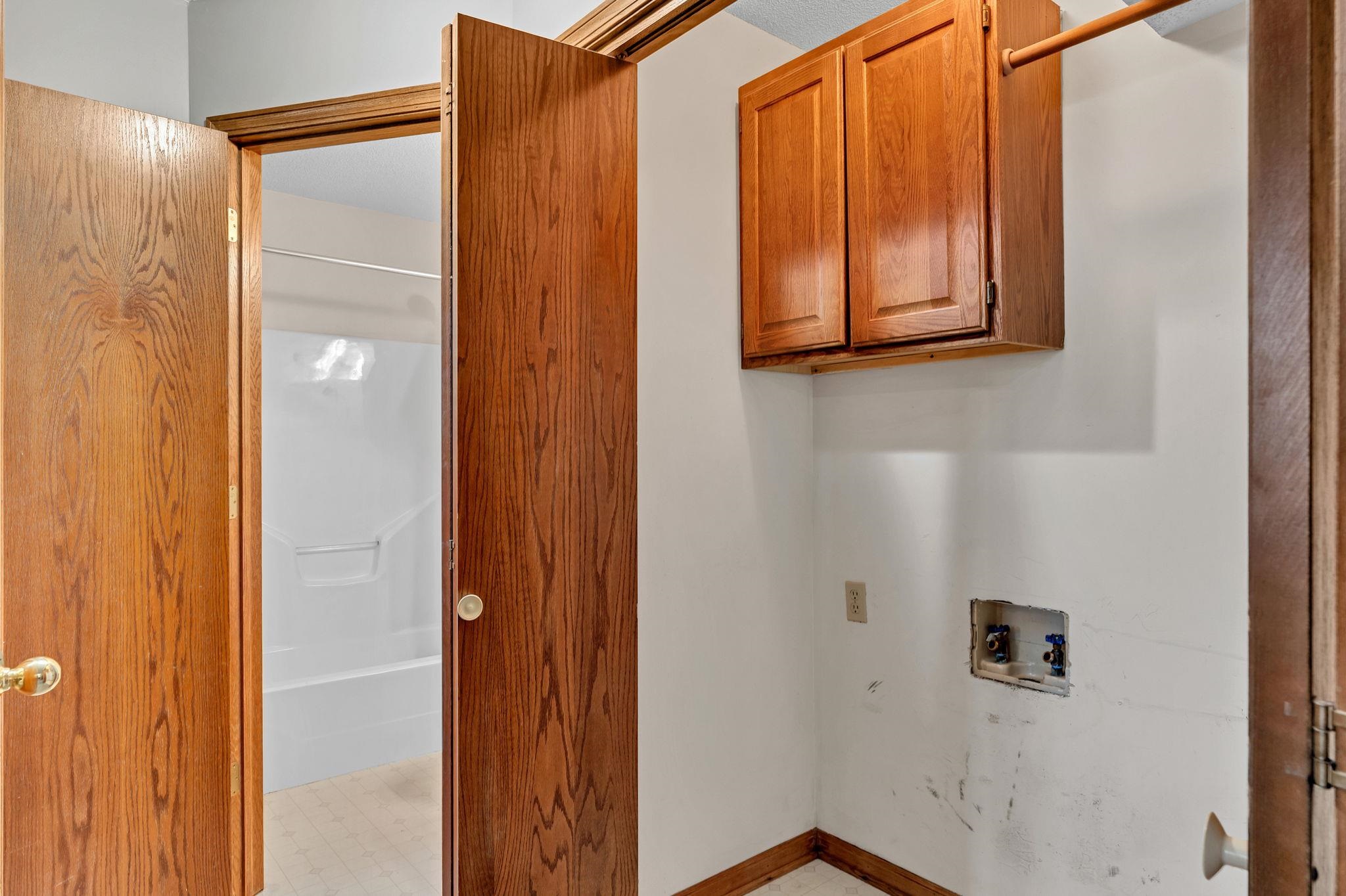 832 E Hawthorne Drive Derby KS 67037