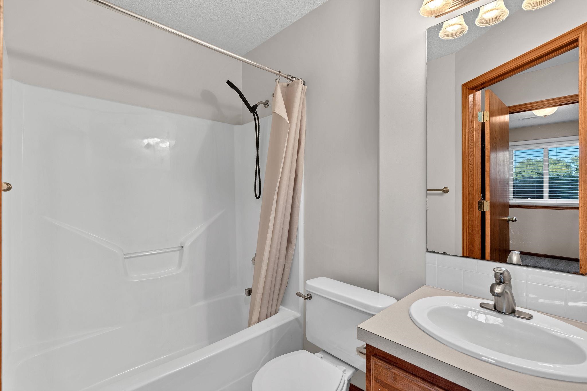 832 E Hawthorne Drive Derby KS 67037