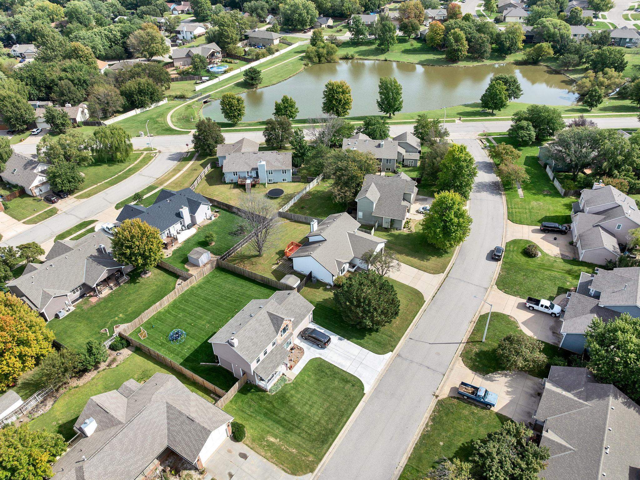 832 E Hawthorne Drive Derby KS 67037