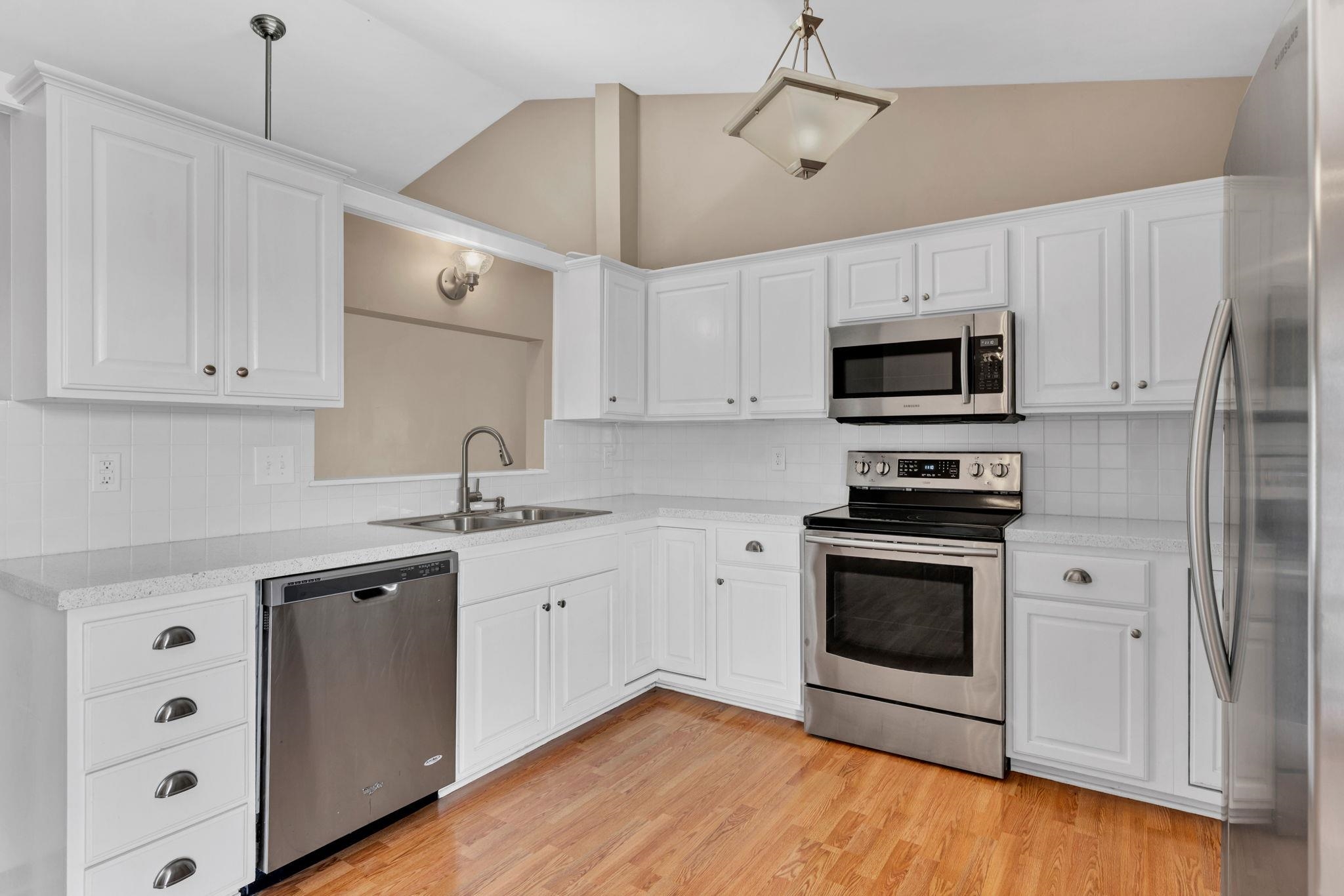 832 E Hawthorne Drive Derby KS 67037