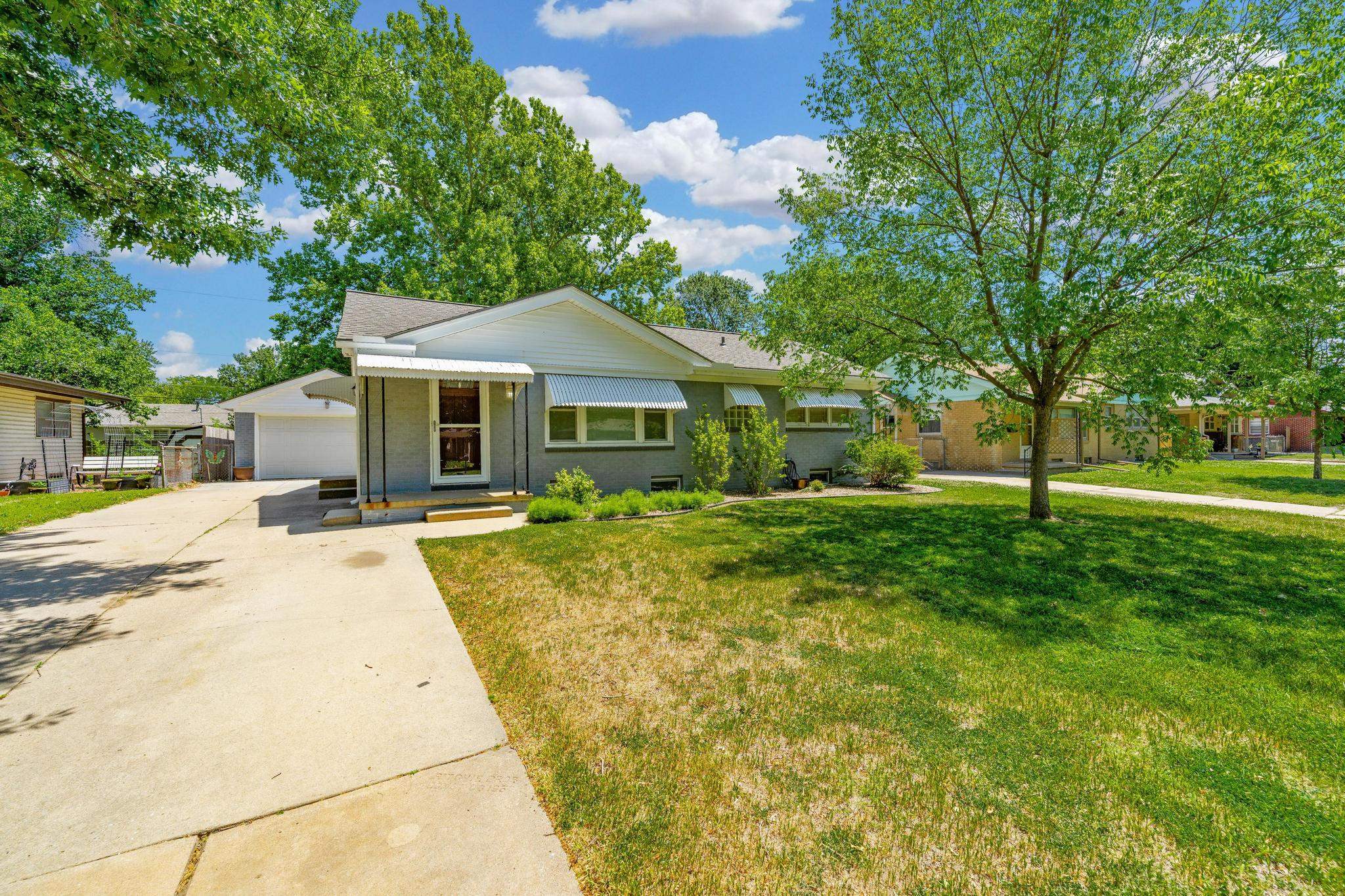 1932 N Sheridan Street Wichita KS 67203