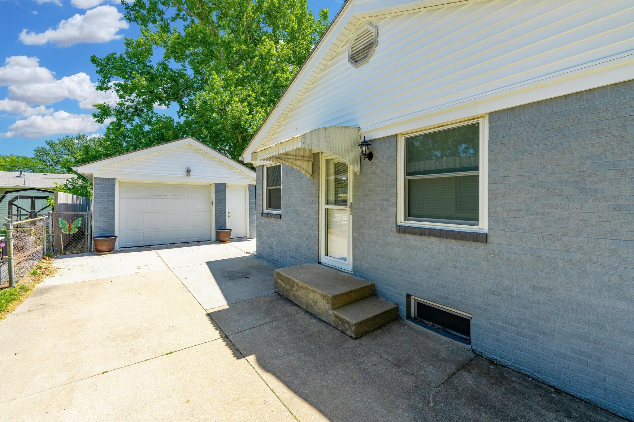 1932 N Sheridan Street Wichita KS 67203