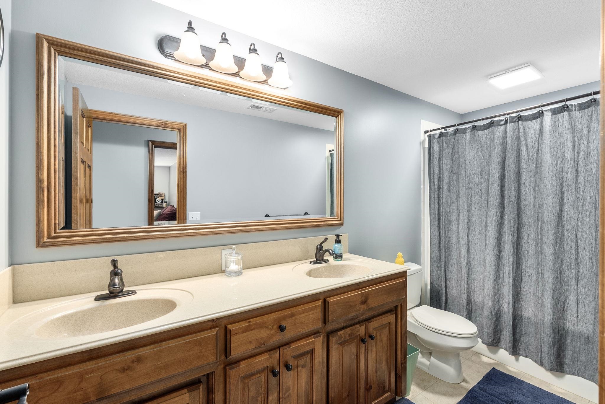 1612 S Logan Pass Andover KS 67002