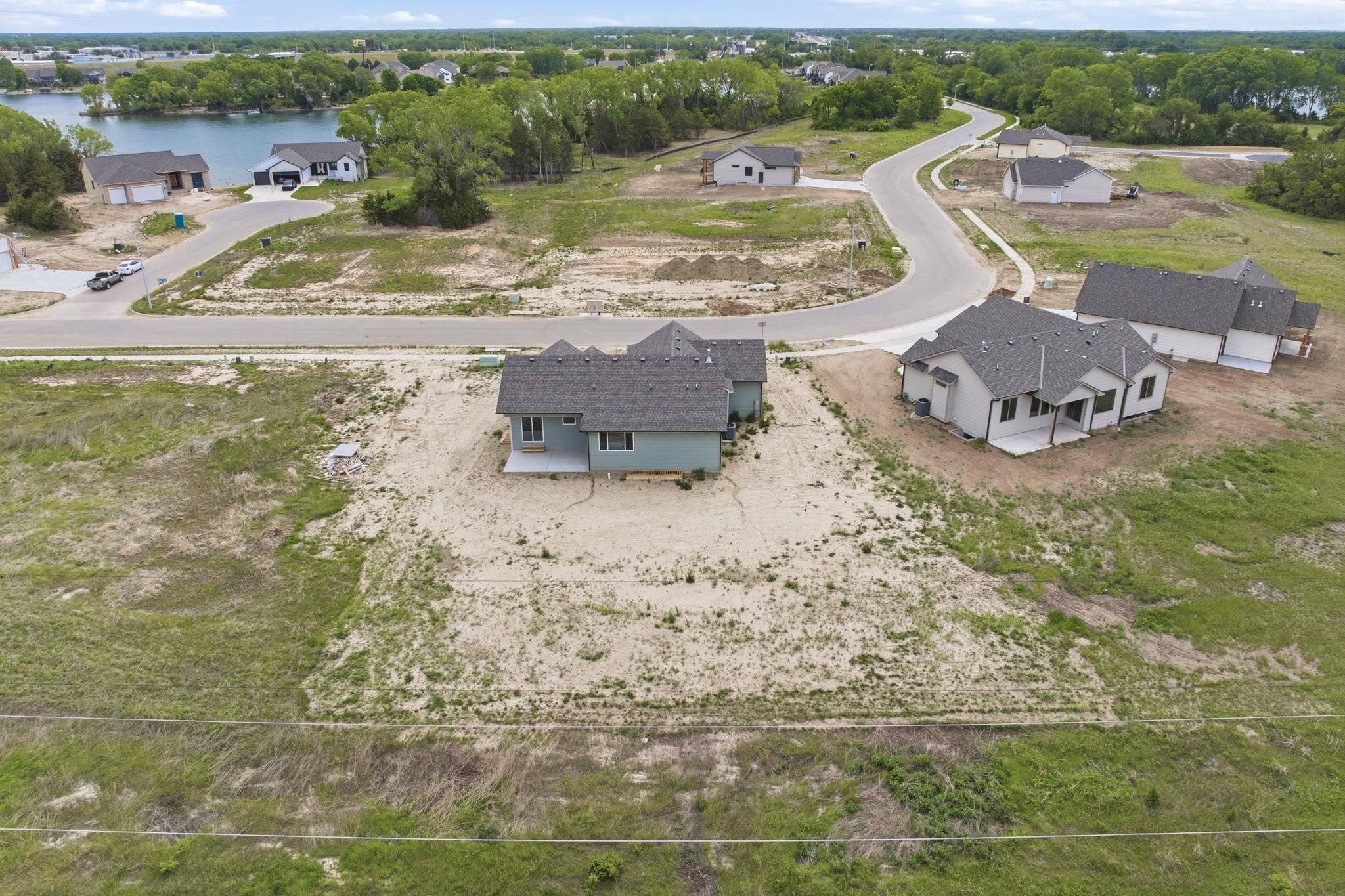 3513 S Bluelake Street Wichita KS 67215