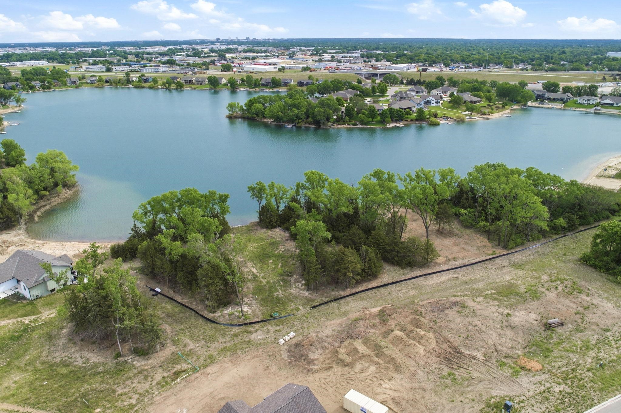3513 S Bluelake Street Wichita KS 67215