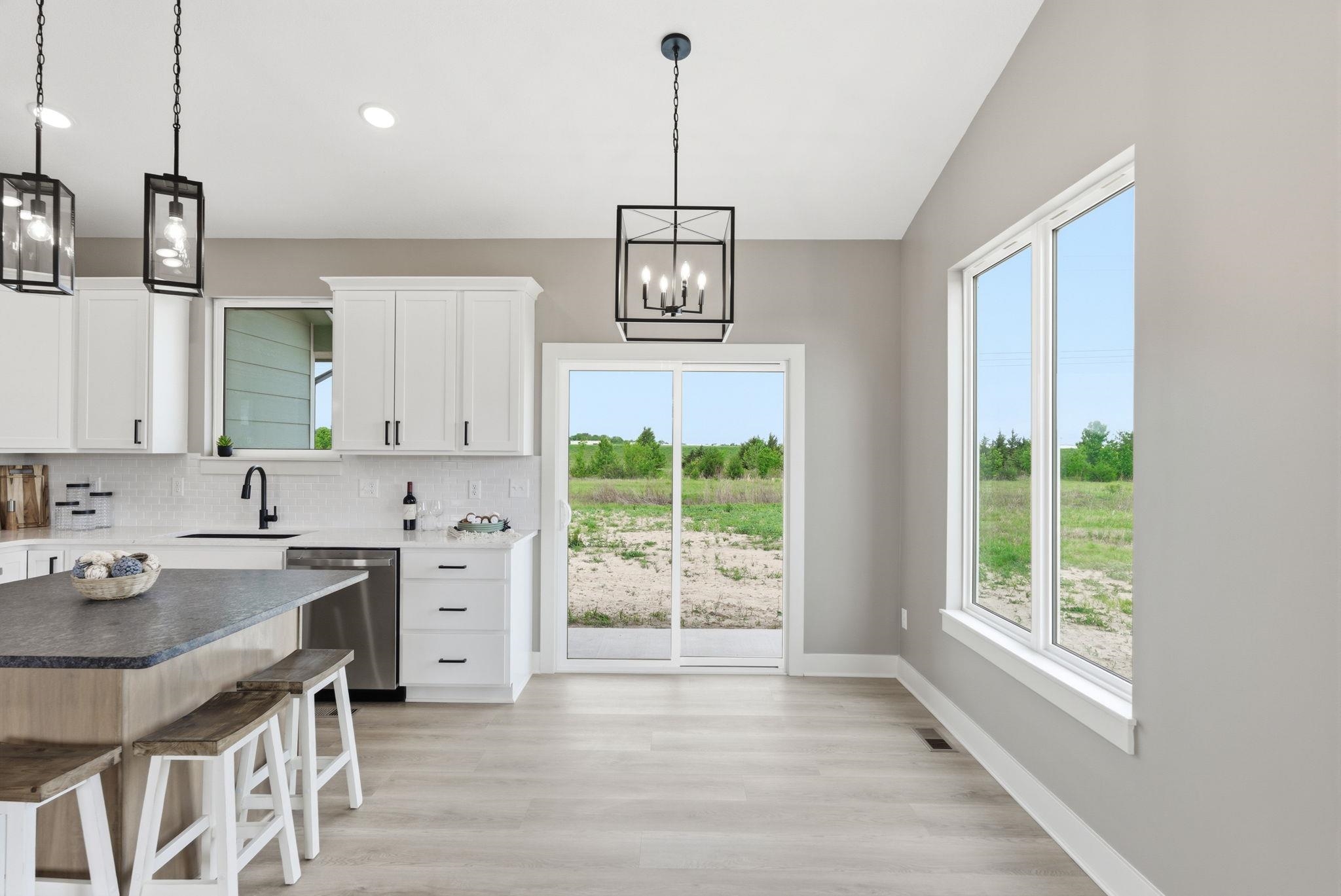 3513 S Bluelake Street Wichita KS 67215