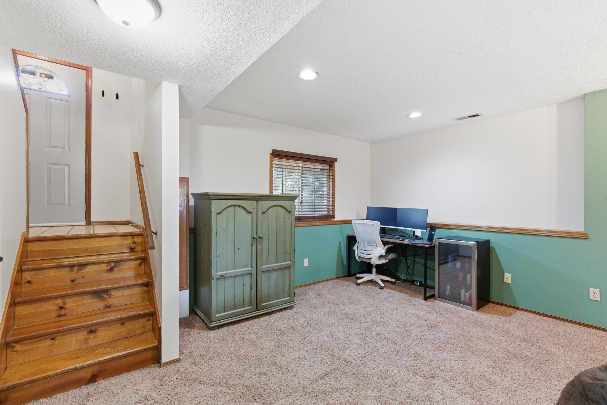 6351 N Grove Park City KS 67219