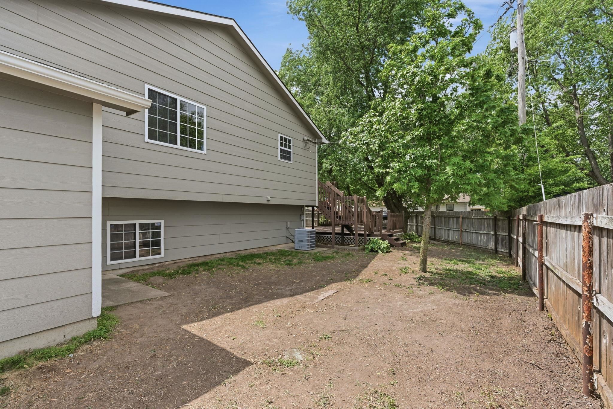 6351 N Grove Park City KS 67219