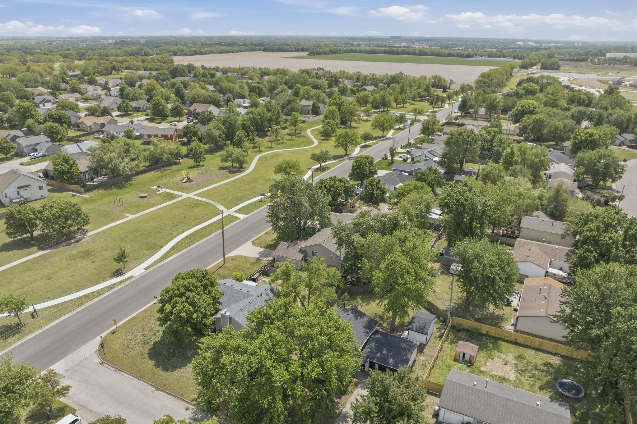 6351 N Grove Park City KS 67219
