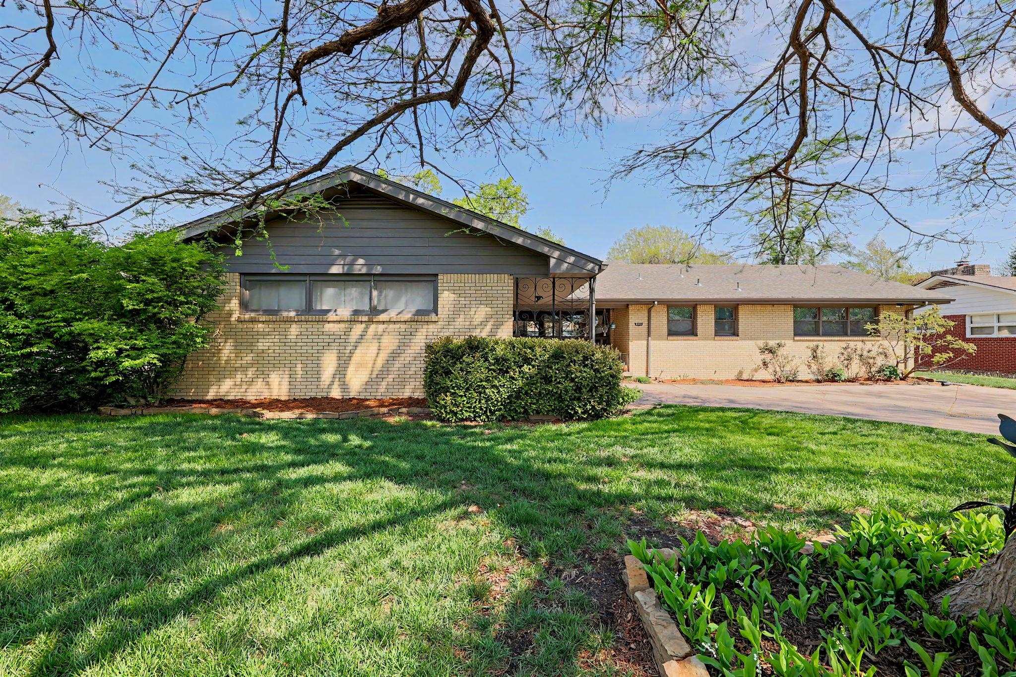6512 E Murdock Avenue Wichita KS 67206