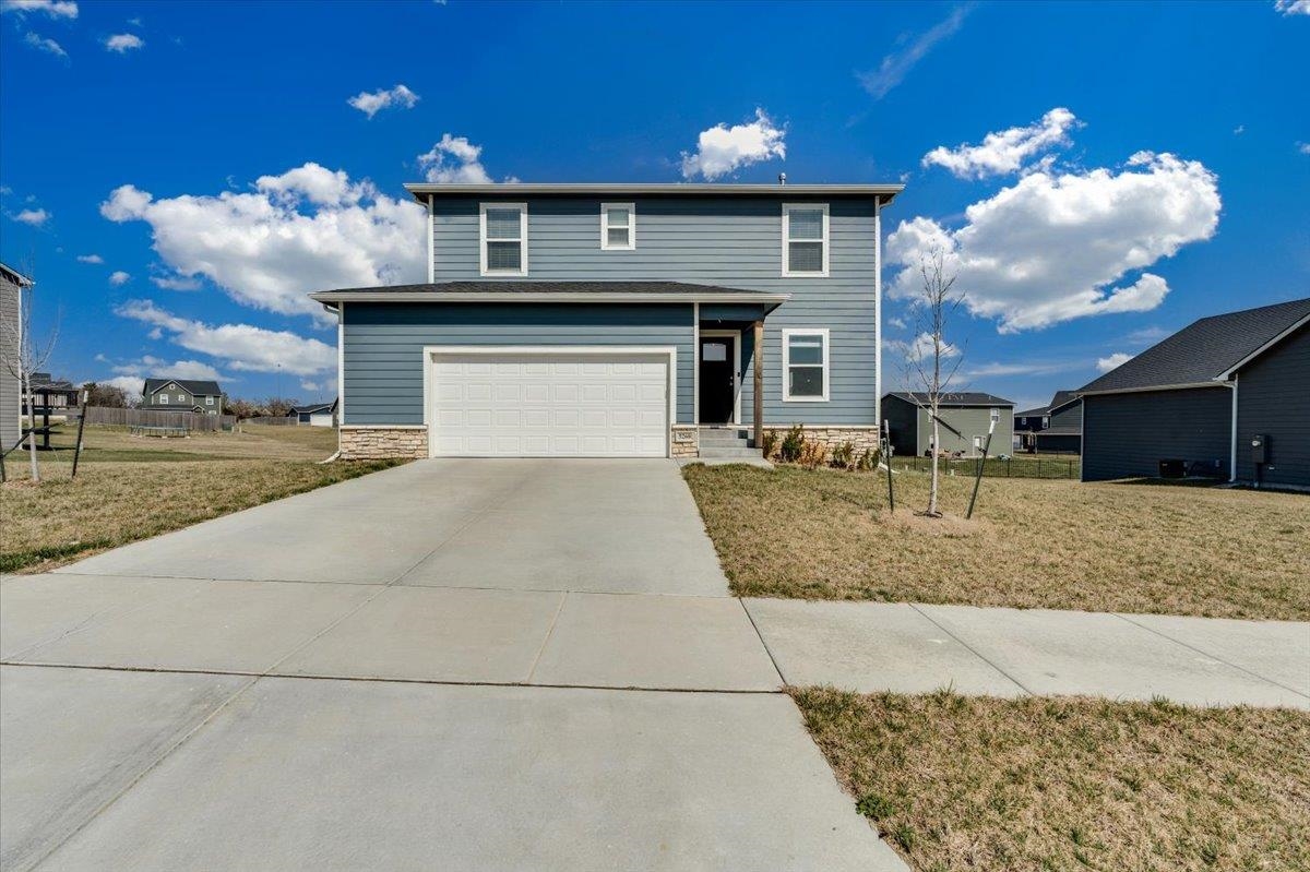 5260 N Cambridge Bel Aire KS 67226