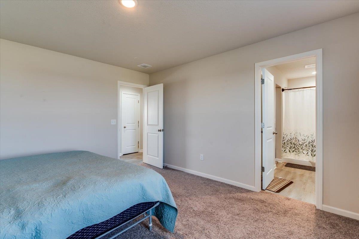 5260 N Cambridge Bel Aire KS 67226