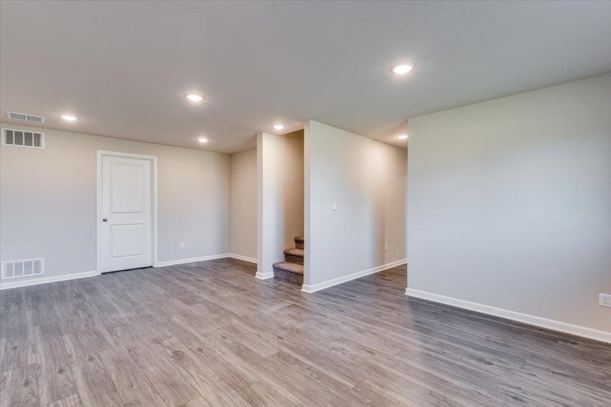 5260 N Cambridge Bel Aire KS 67226