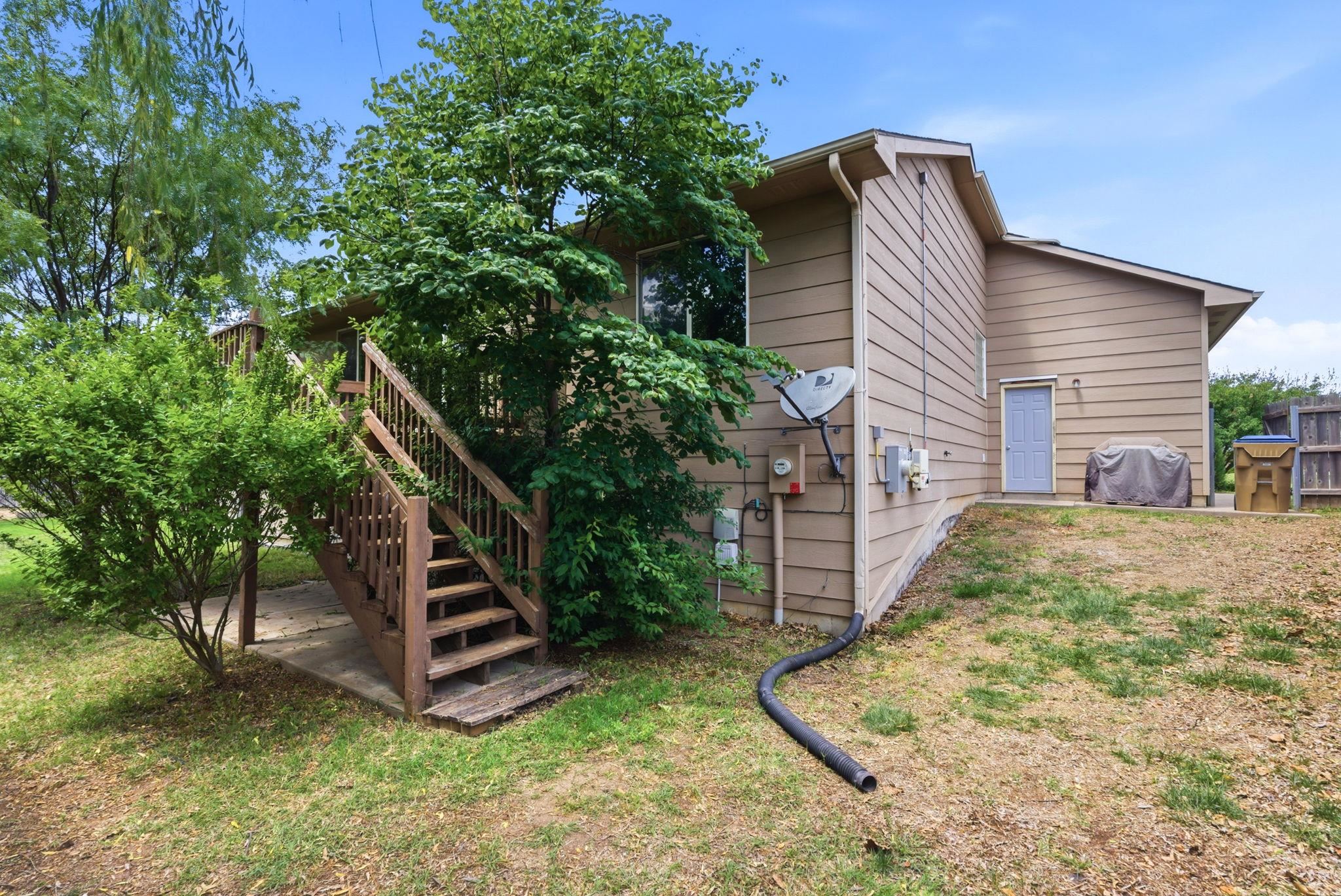 906 E Splitwood Way Derby KS 67037