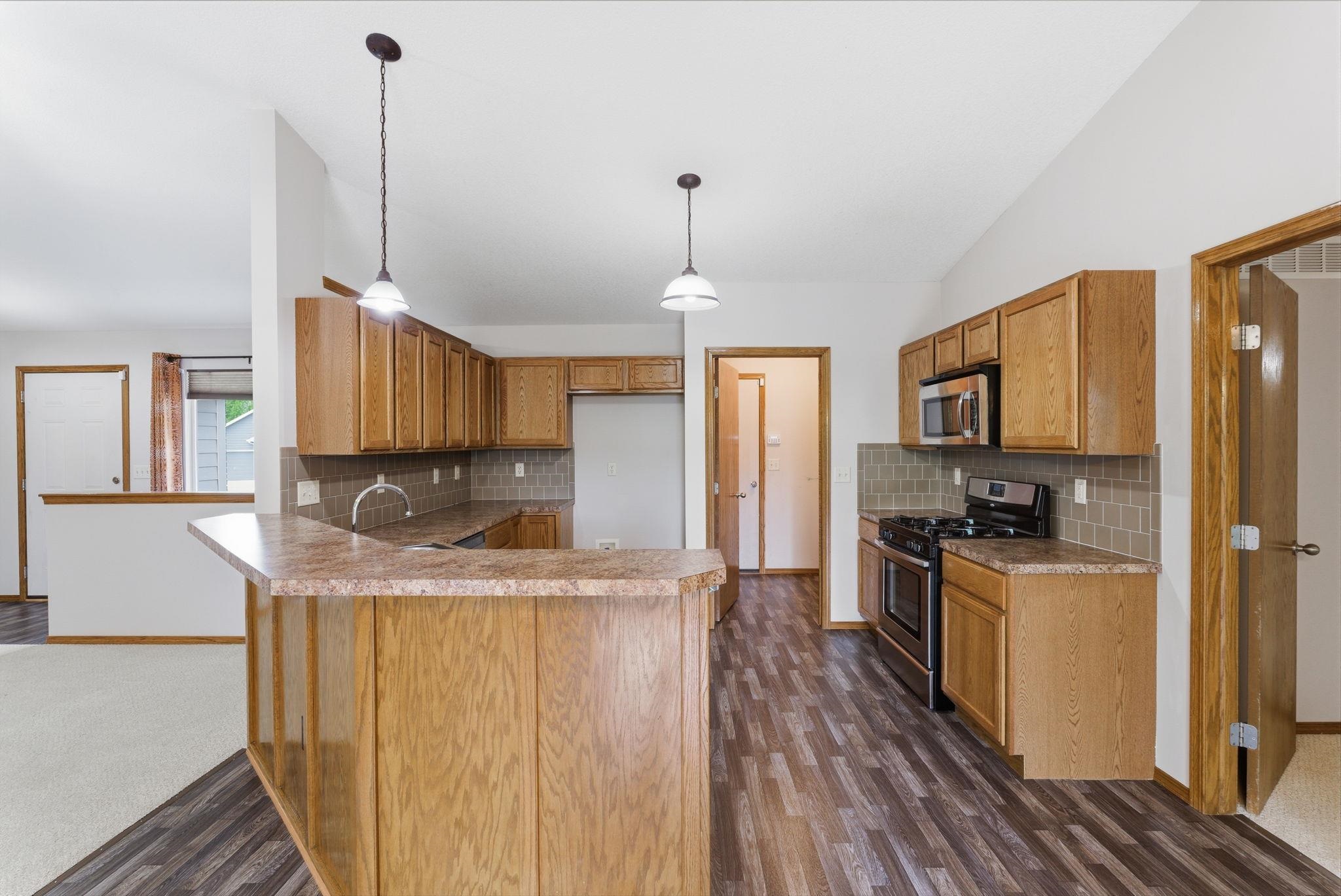 906 E Splitwood Way Derby KS 67037