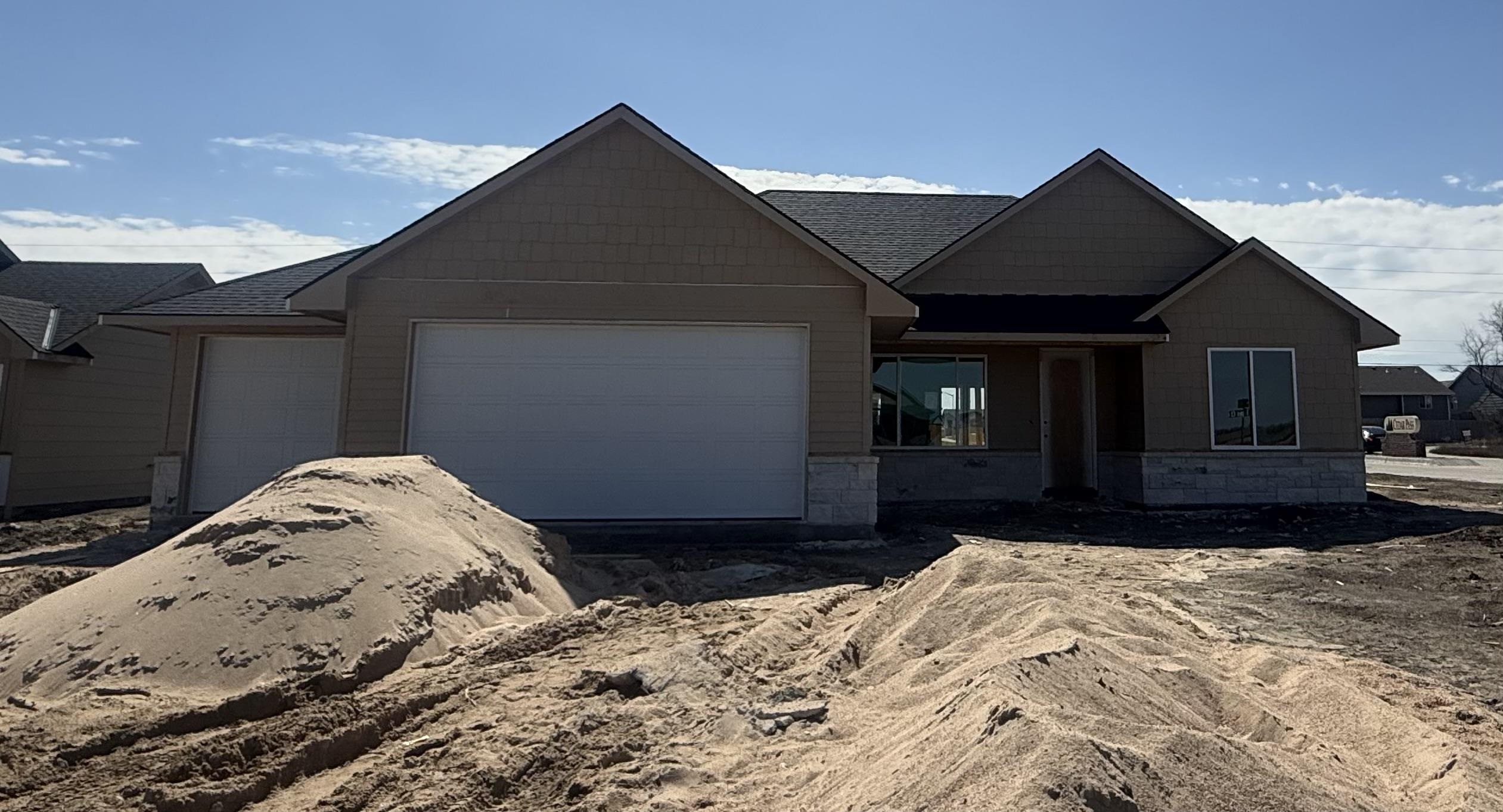 5400 N Toben Court Bel Aire KS 67226