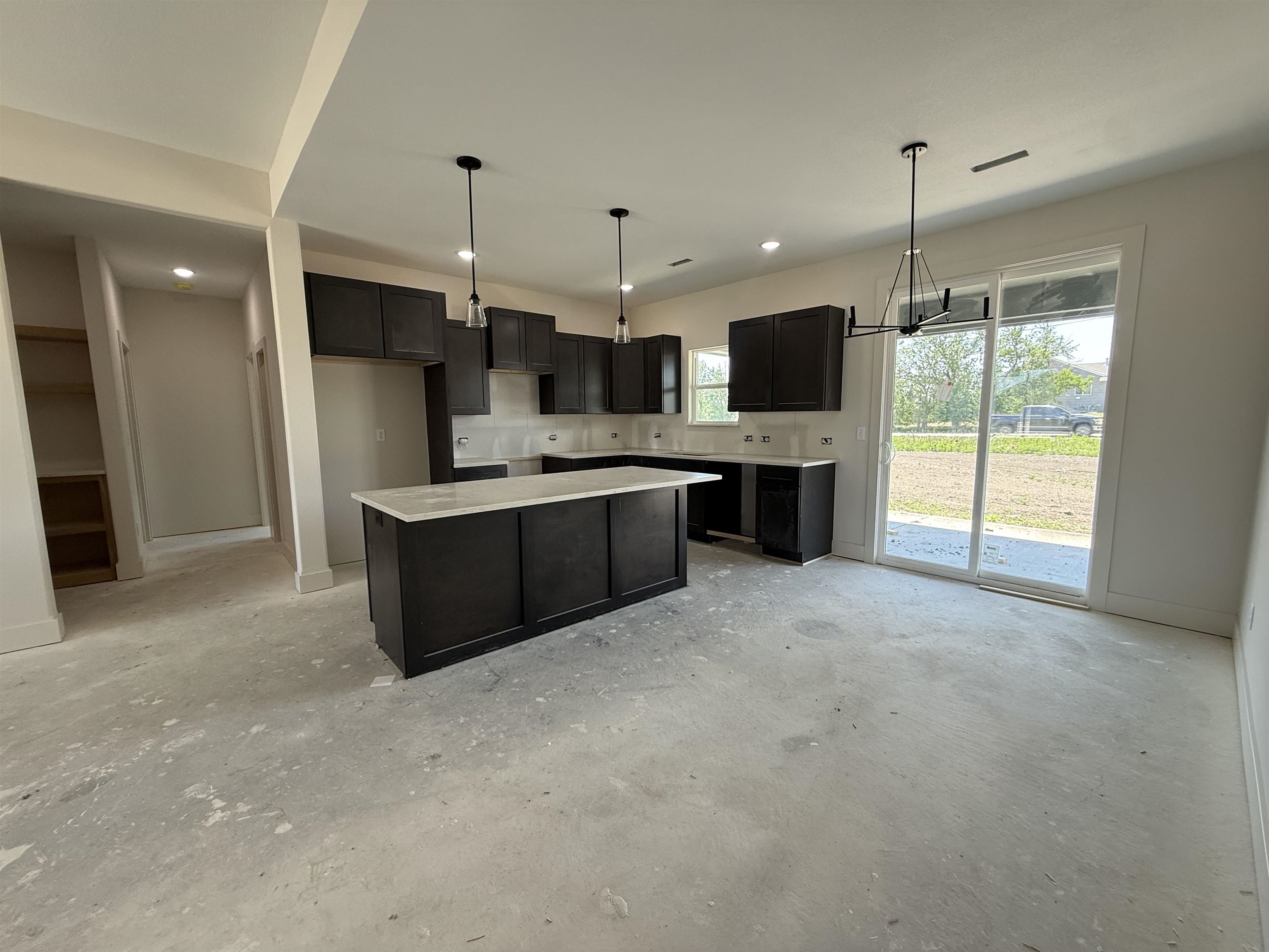 5400 N Toben Court Bel Aire KS 67226