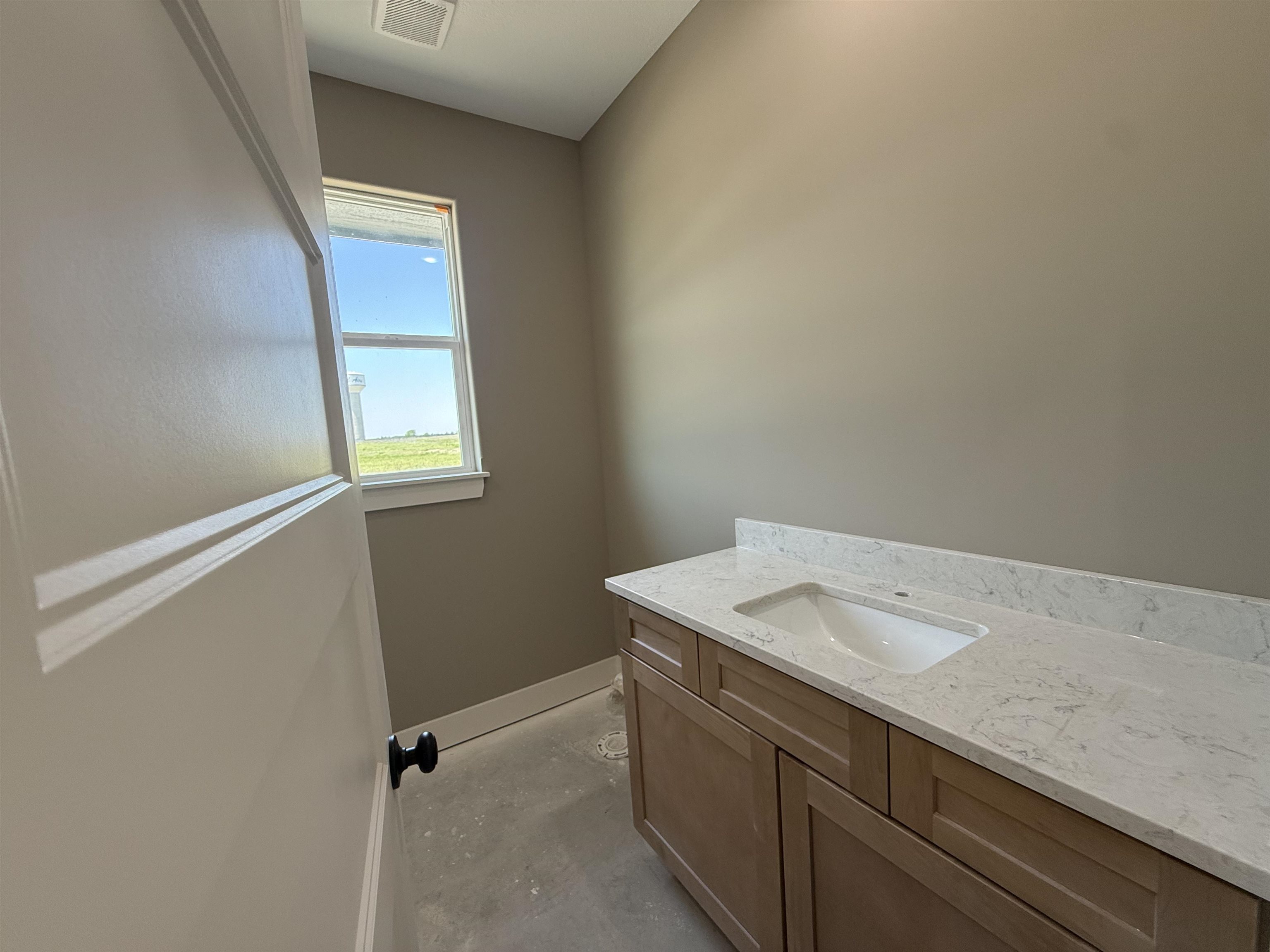 5400 N Toben Court Bel Aire KS 67226