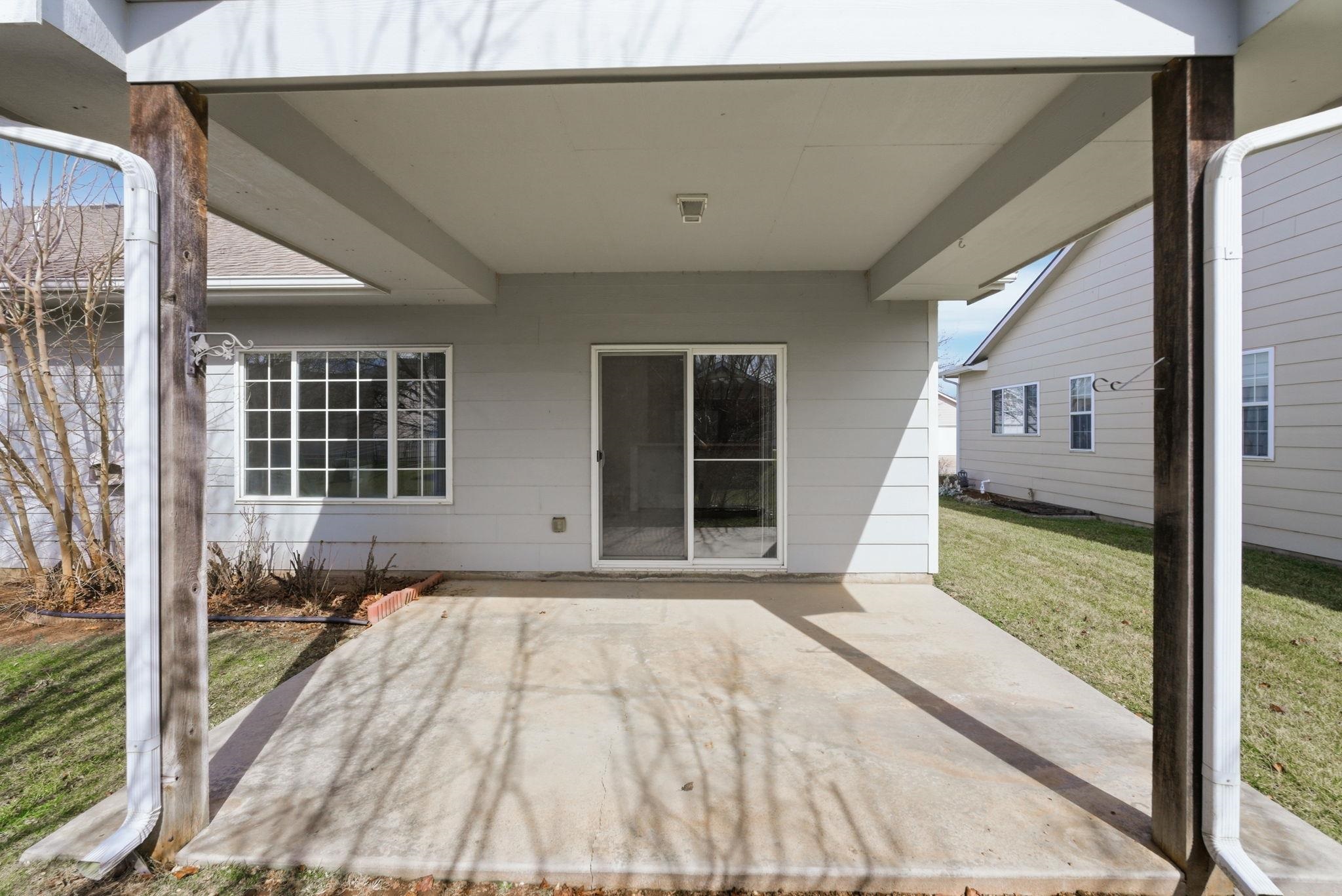 8303 W 15th Street N Wichita KS 67212