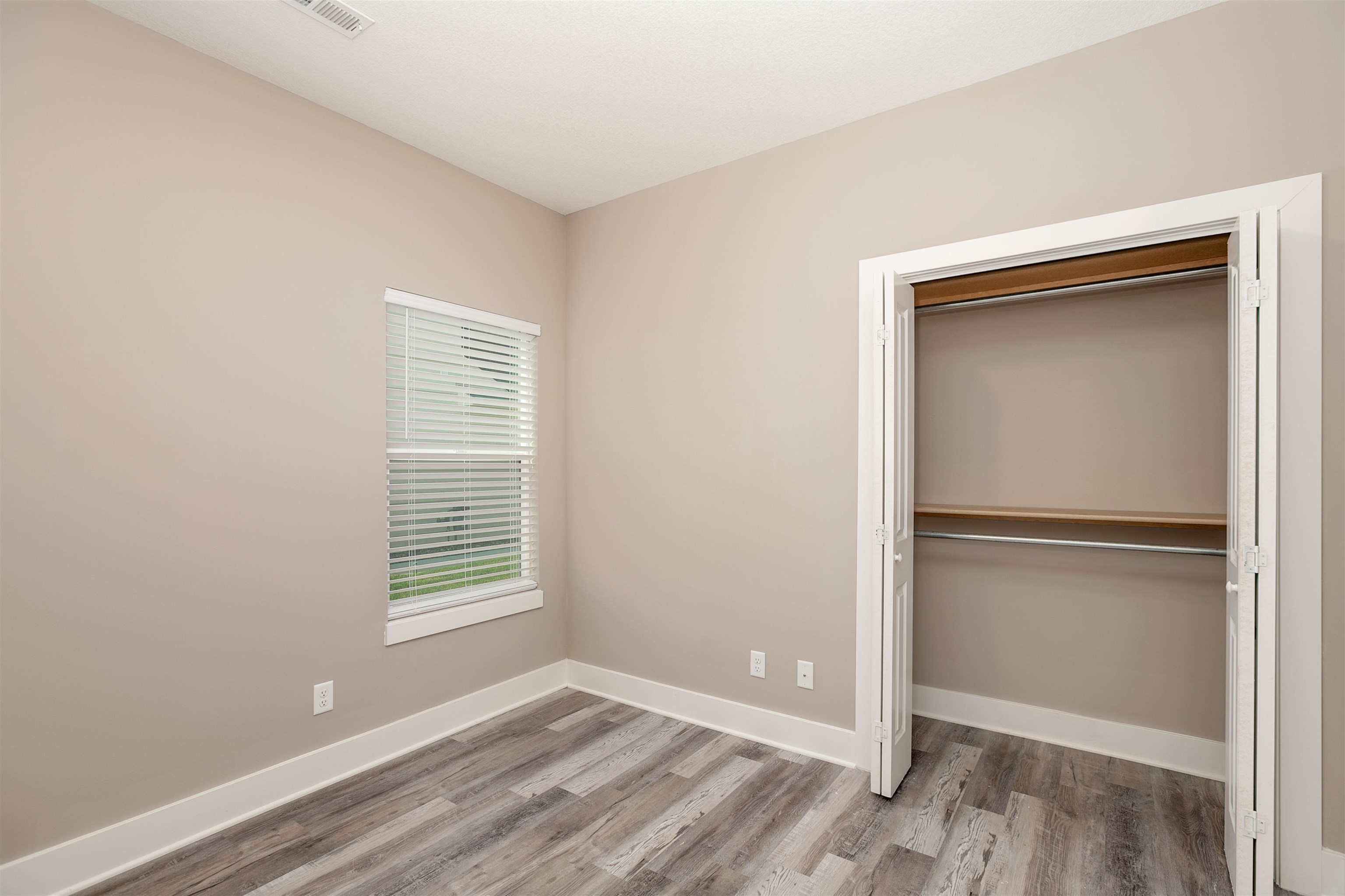 5408 N Sandkey Wichita KS 67204