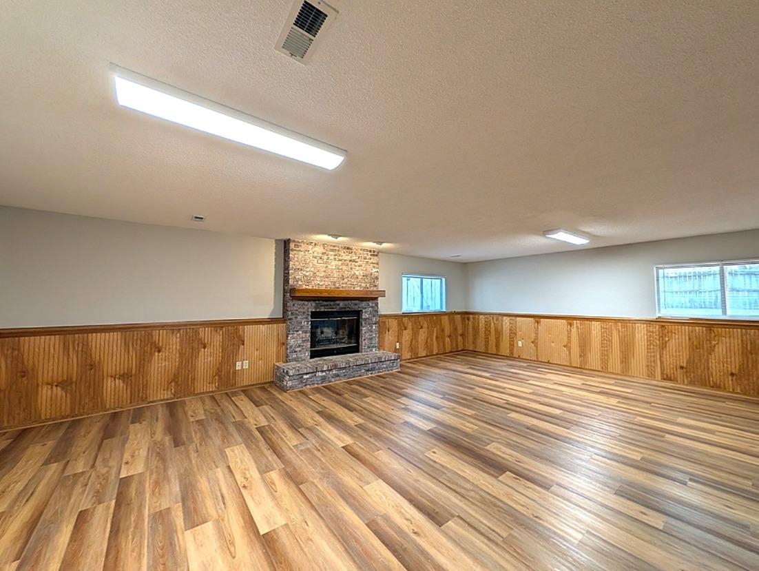 1513 E Mcclelland Drive Derby KS 67037