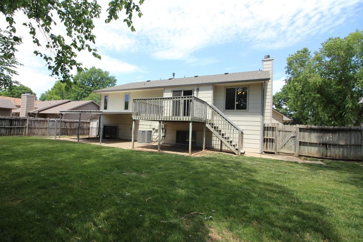 1513 E Mcclelland Drive Derby KS 67037