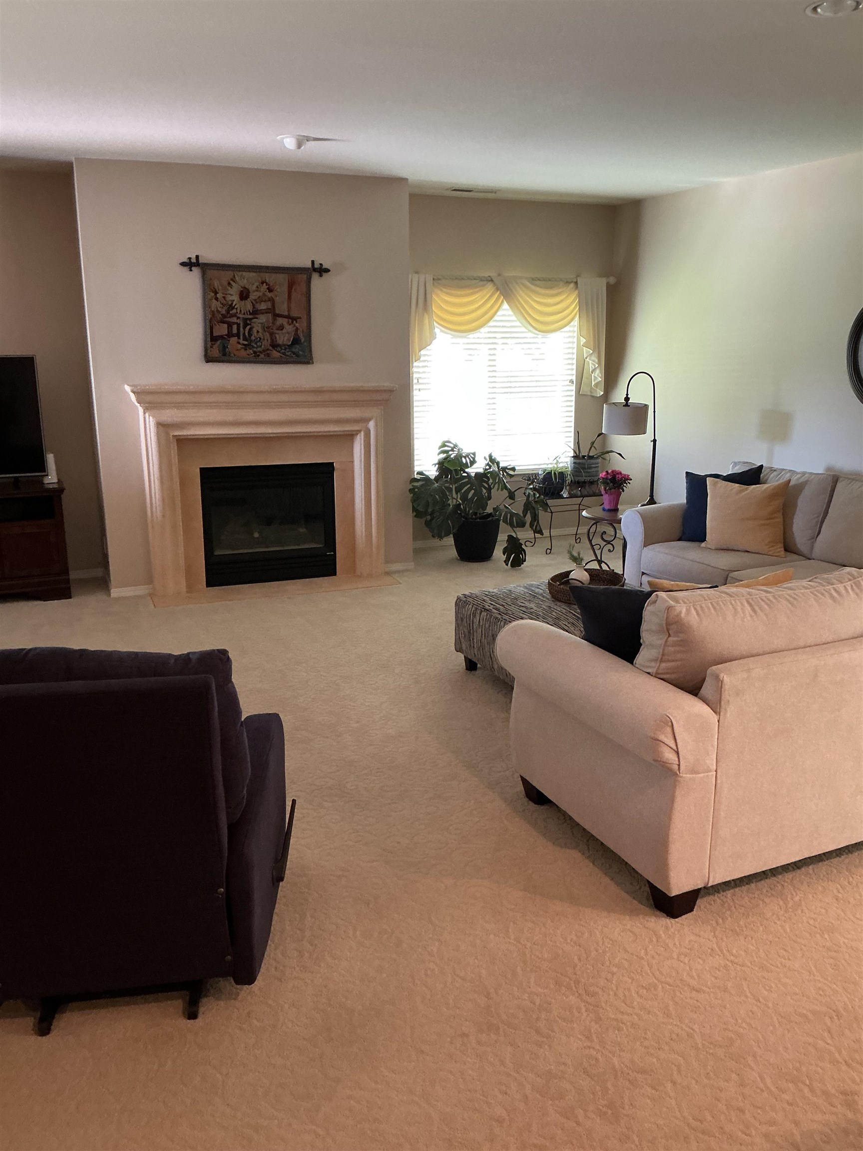 805 N Woodridge Wichita KS 67206