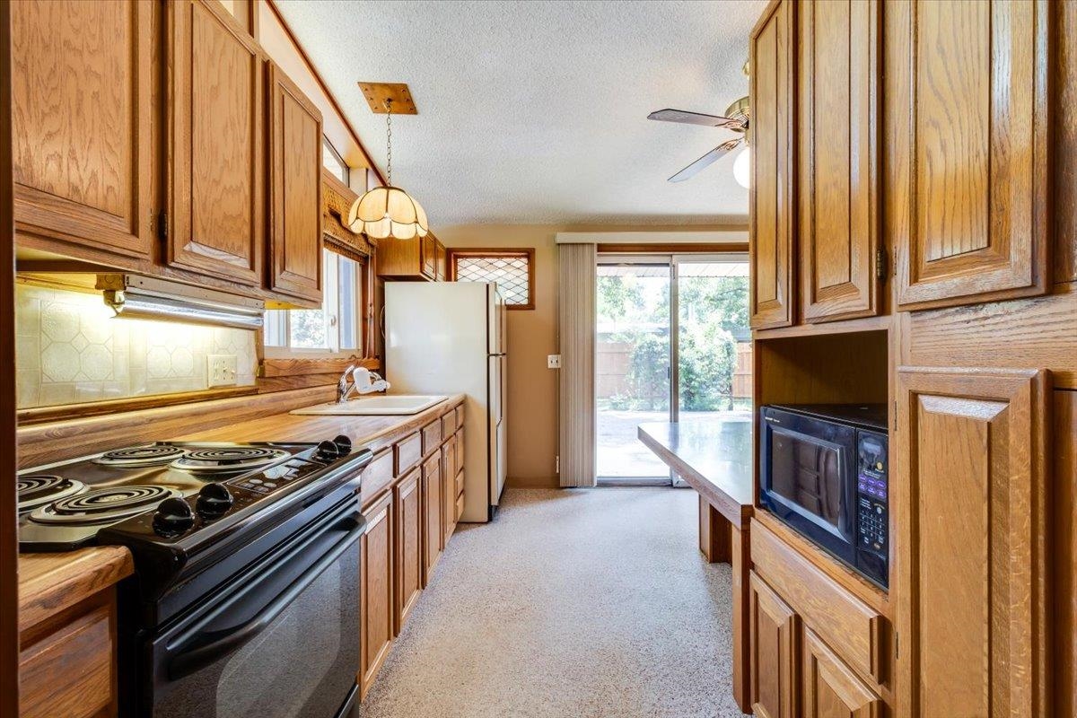826 N Crestline Street Wichita KS 67212